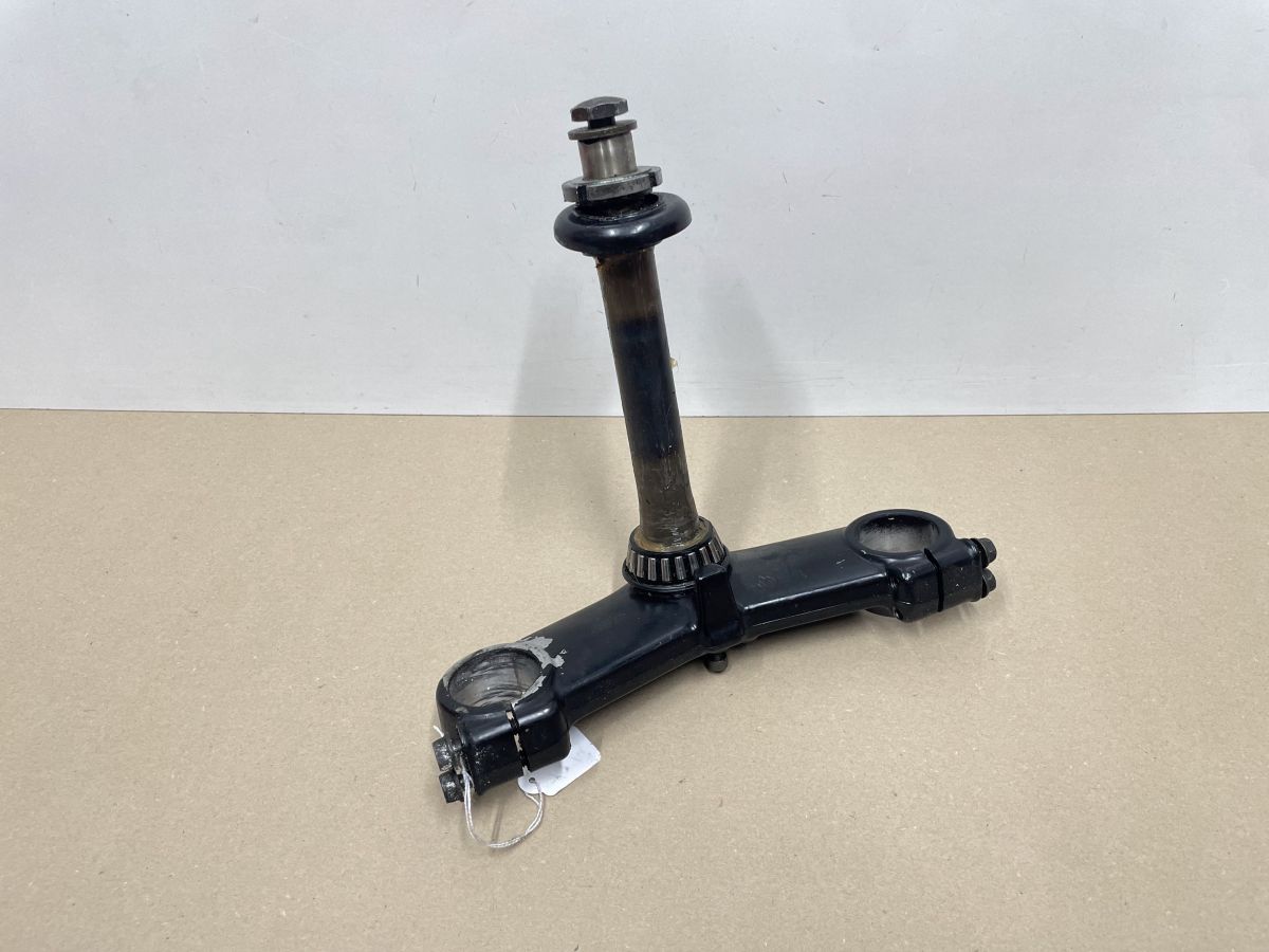 Suzuki GSX 1100 F - Gabelbrücke unten front fork  (118-6)