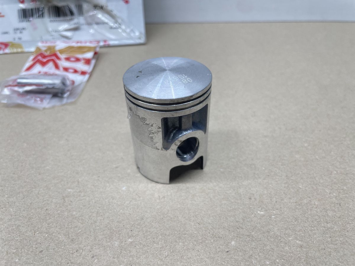 Franco Morini T4 Motor ?  A Kolben NOS M230145 LEM Malaguti piston (118-19)