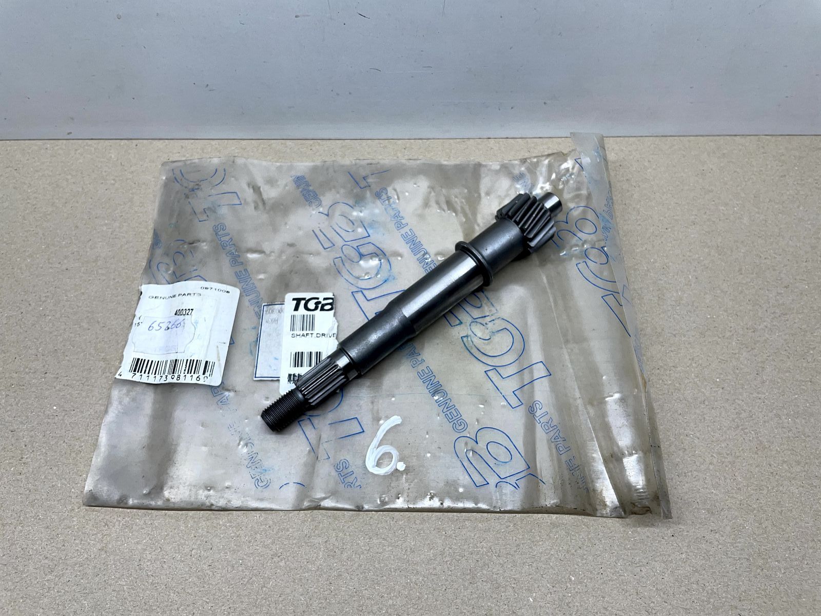 Pegasus Corona 125 TGB 303R Hawk 125 - Getriebewelle 400327 shaft drive (40-18)