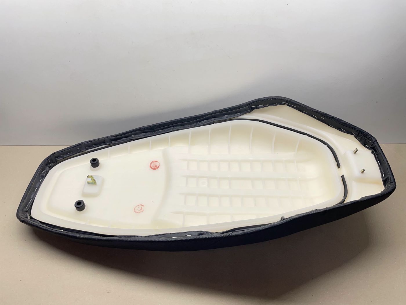 Lifan S-Ray 50  original Sitzbank Sitz Sattel seat (102-12)