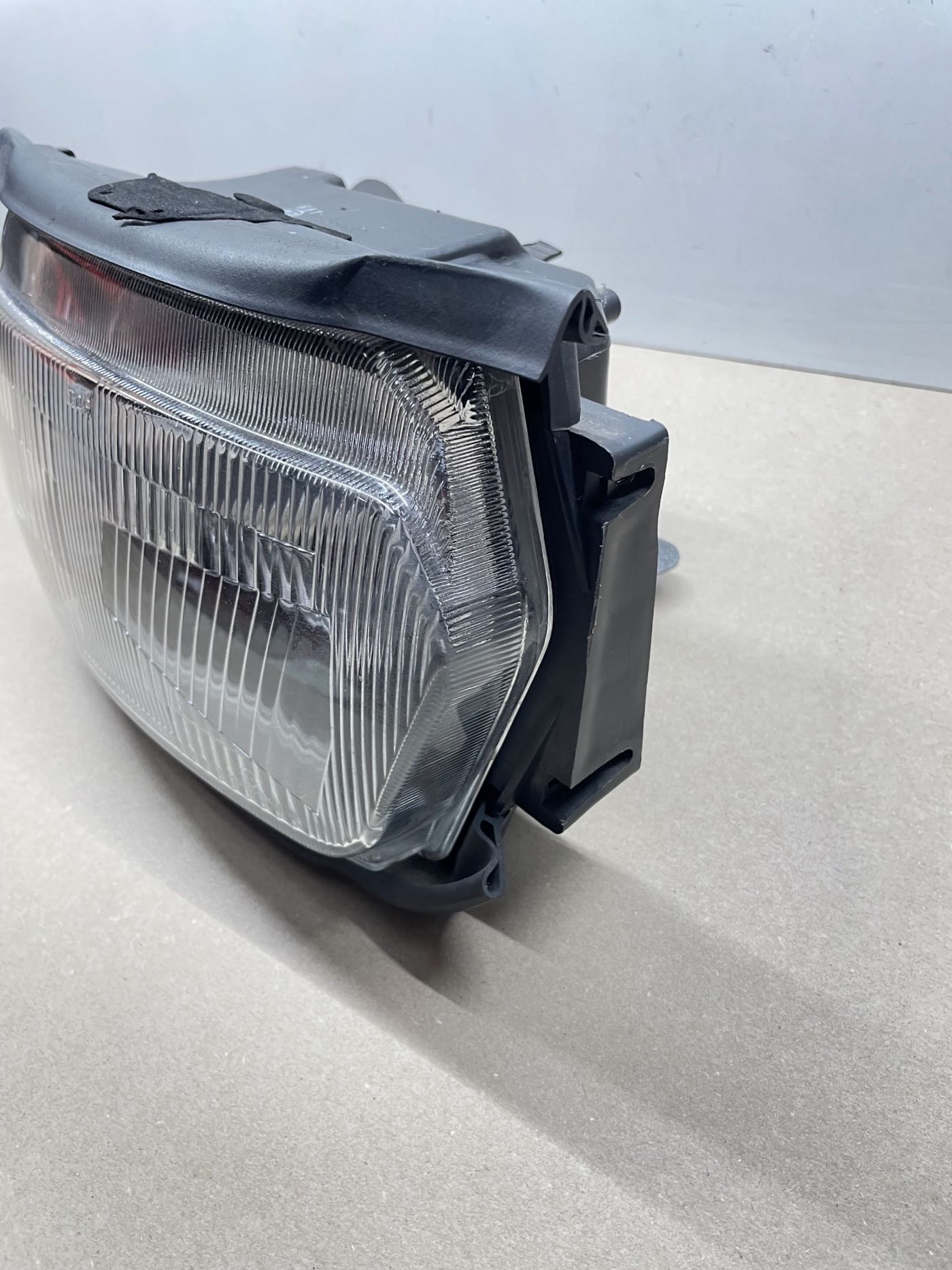 Suzuki GSX 600 F - Scheinwerfer Koito Licht Lampe vorne headlight (118-1)