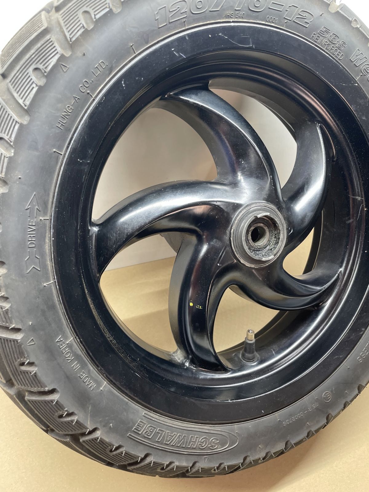 Piaggio TPH 50 - Vorderrad Reifen Felge vorne wheel (84-9)