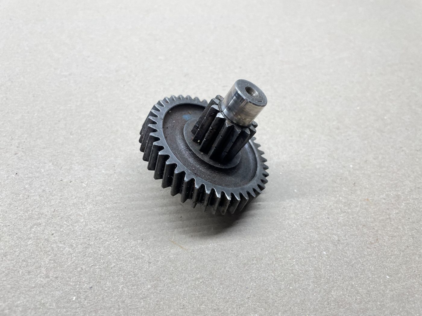 Piaggio Sfera NSL TPH NRG ? Vorgelegewelle 45 Zähne F4 PRO 002 BS Getriebe (109-8)