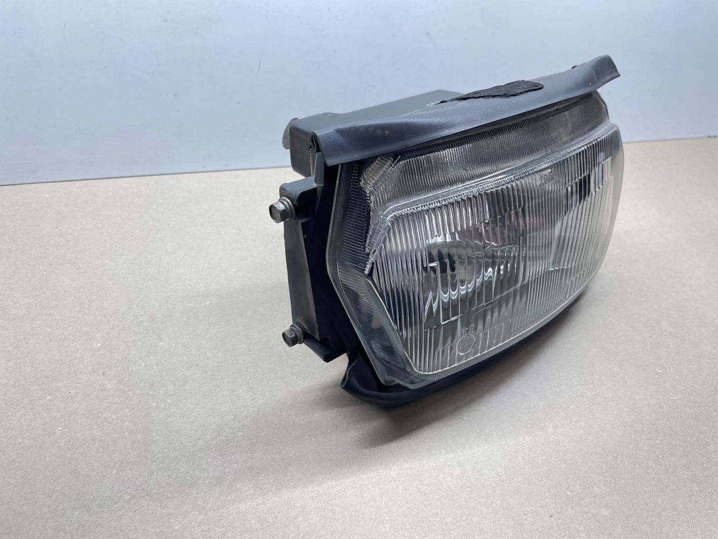 Suzuki GSX 600 F - Scheinwerfer Koito Licht Lampe vorne headlight (118-1)