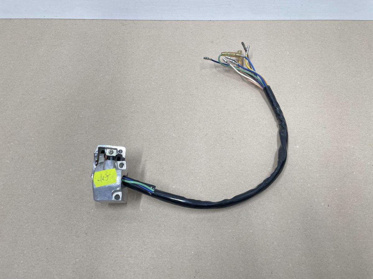 Honda C50 C65 C70 - Lenkerschalter links LPH handlebar switch (118-11)
