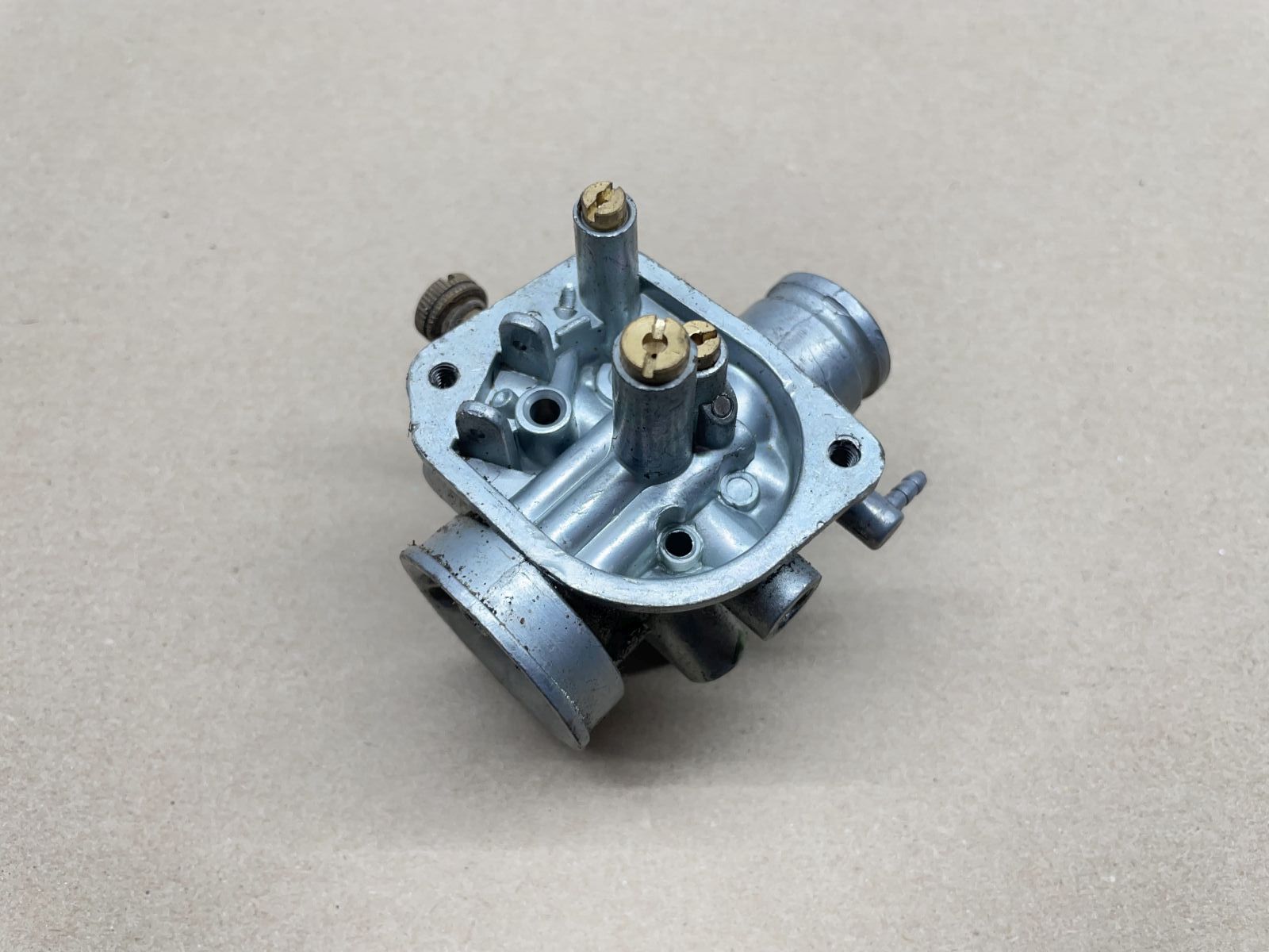 Piaggio Zip, Sfera, TPH - ORIGINAL Weber 12OM Vergaser carburetor Vespa ET2 (W8)