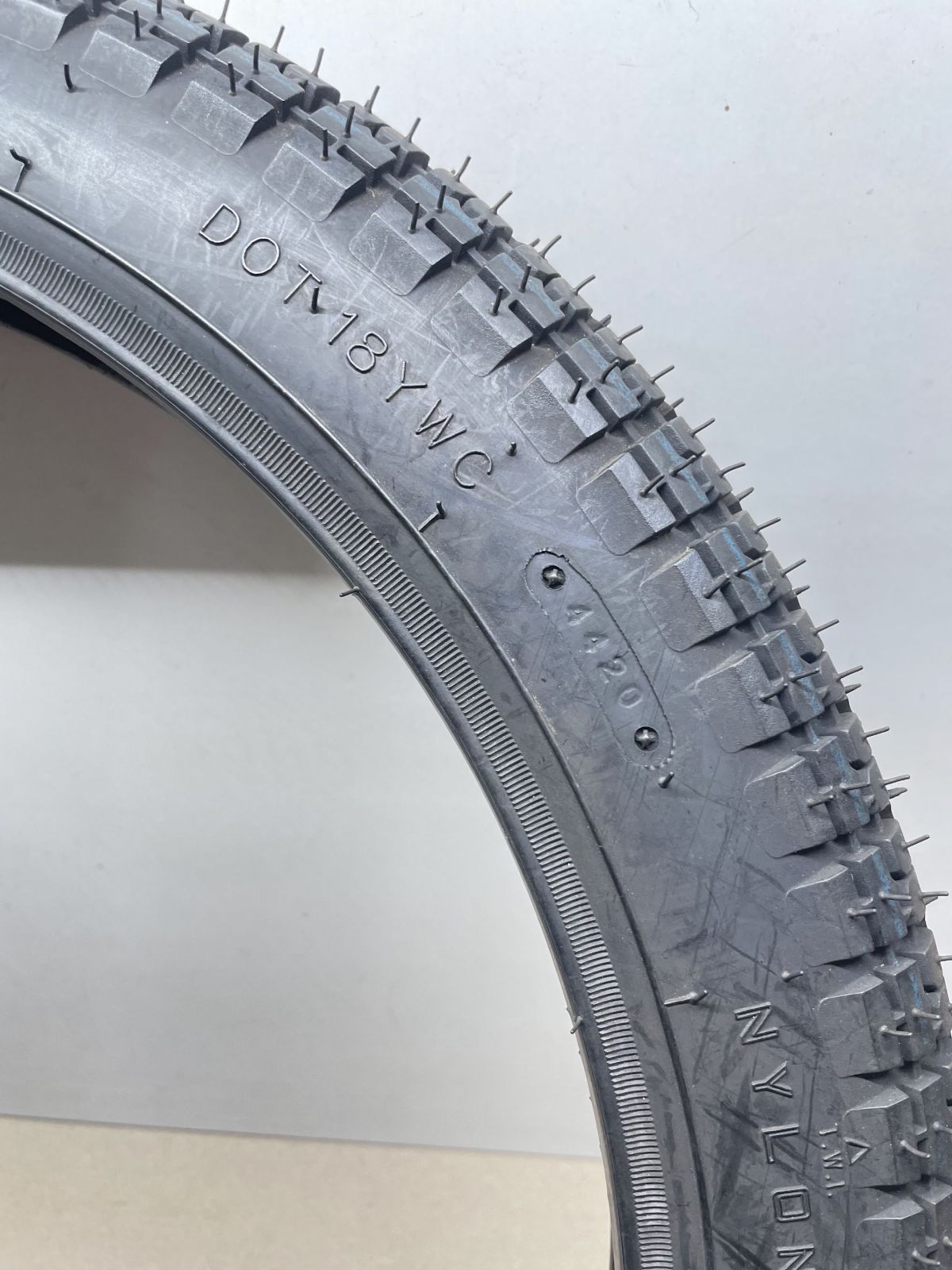 Kenda Reifen K260 4PR TT 2.25 -16 31L Mantel Mofa Hercules KTM Zündapp (94-R14)