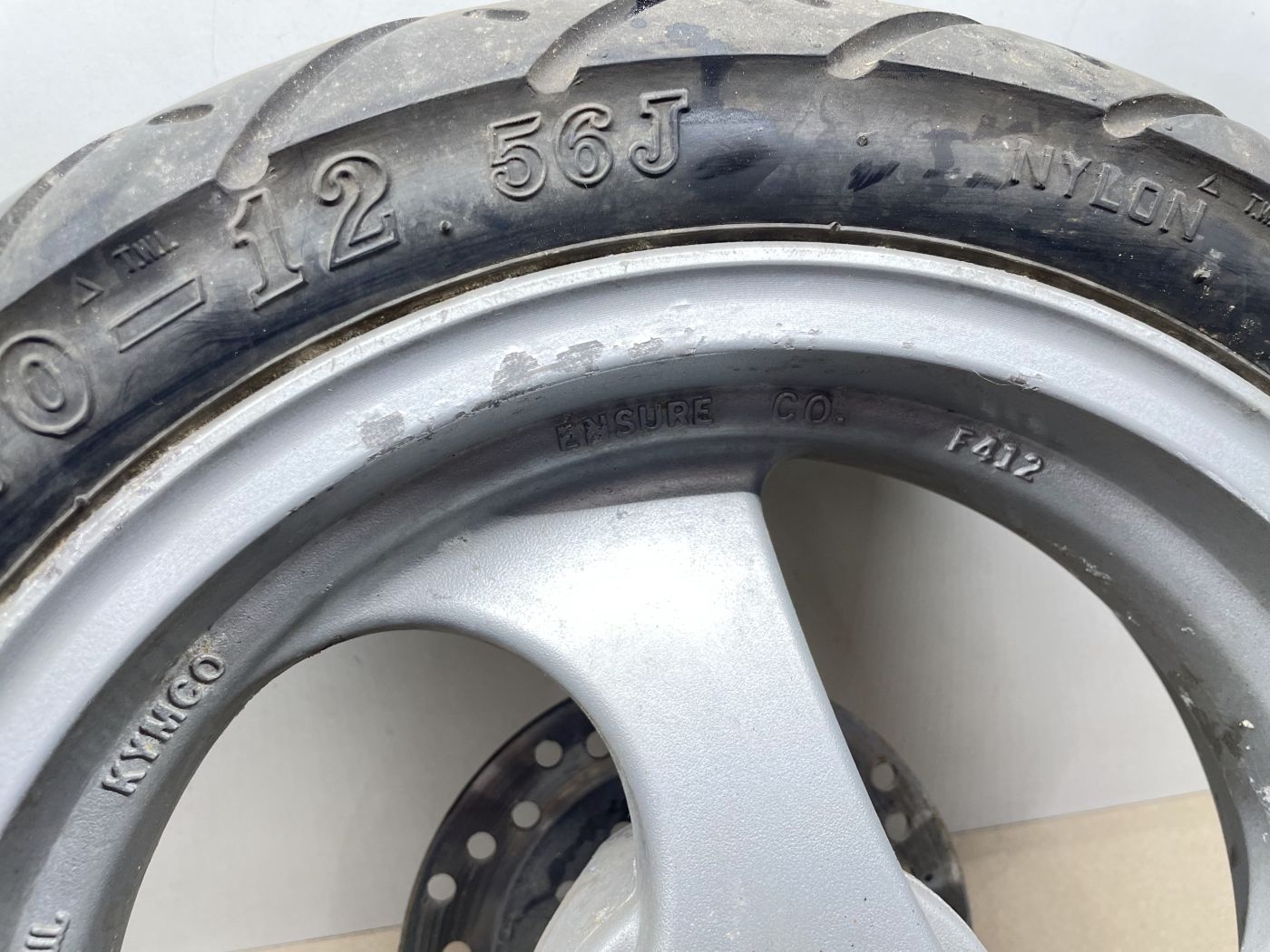 Kymco KB 50  - Vorderrad Reifen Felge vorne wheel (117)