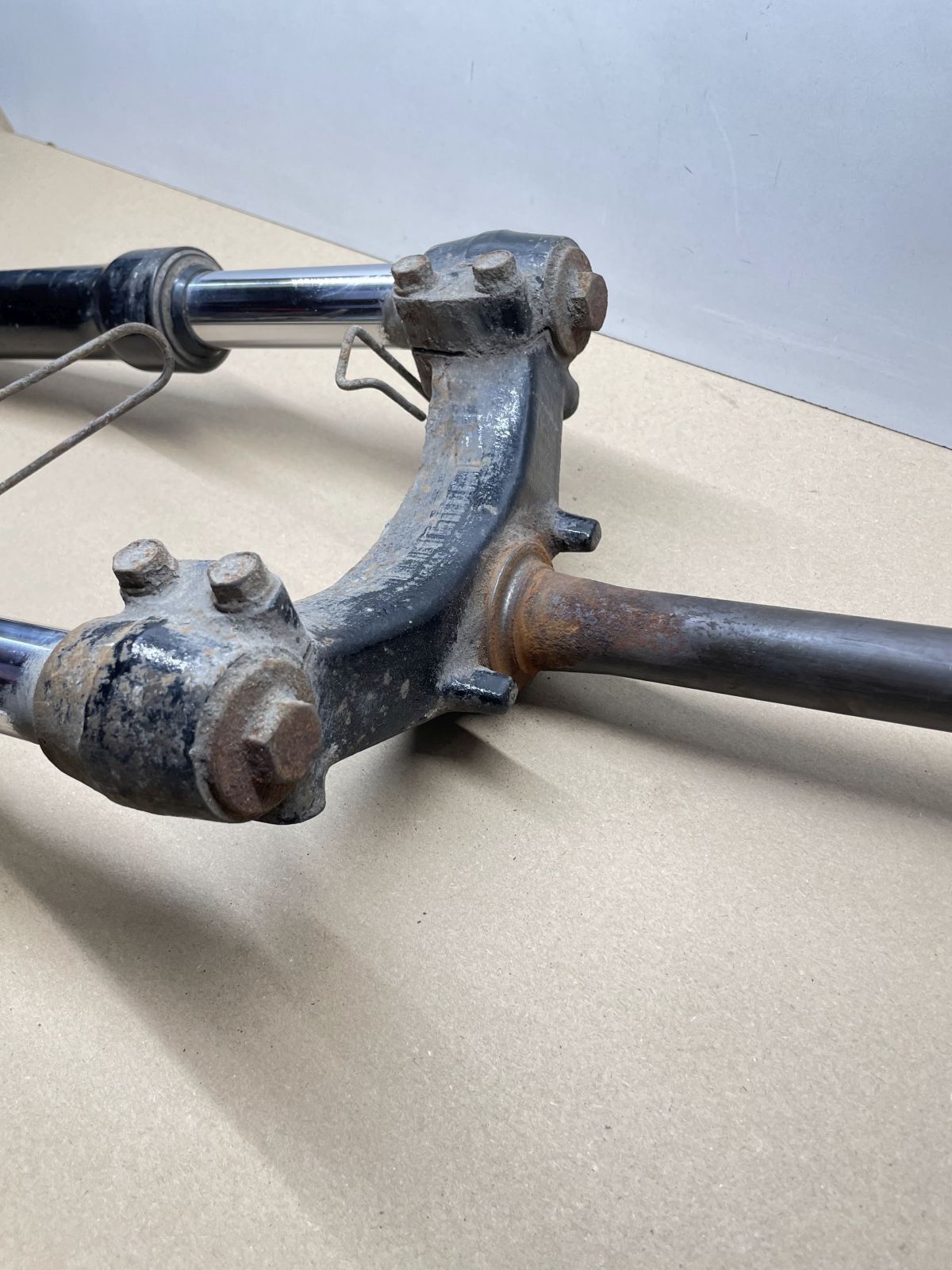 Suzuki AN 125  - Vordergabel Gabel Federung Stoßdämpfer Tachrohr front fork (77)