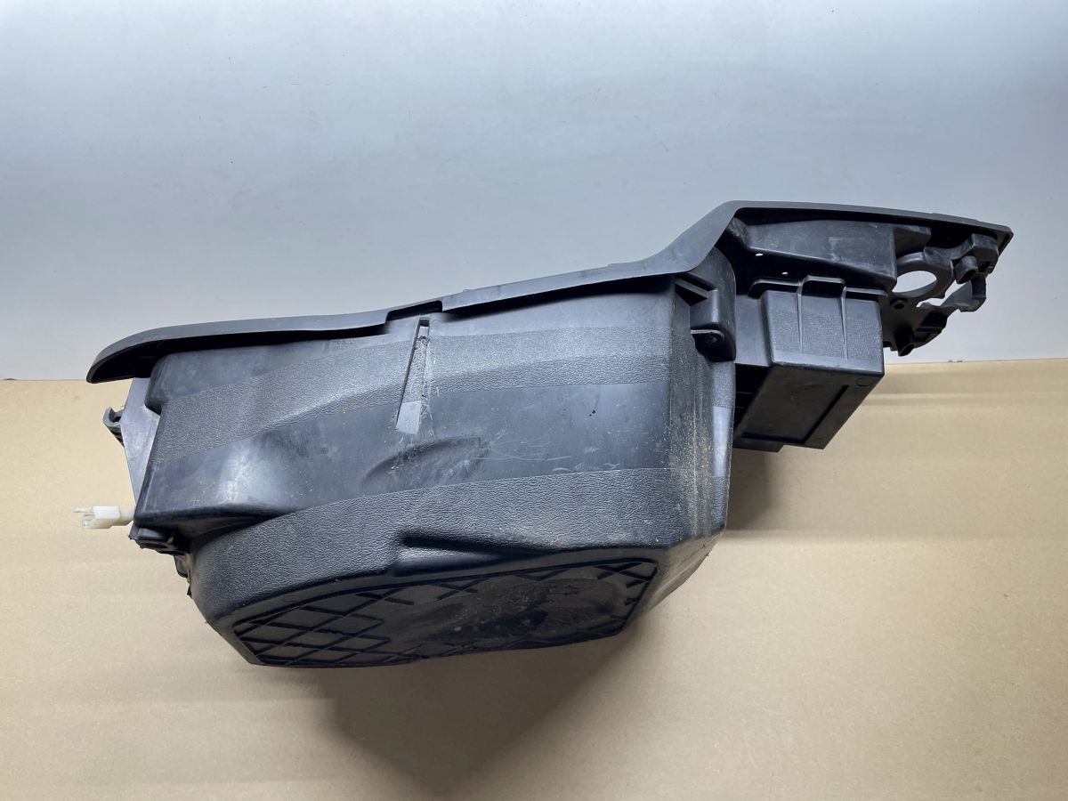 Peugeot Speedfight 3 4T 50 - original Helmfach Staufach Verkleidung (87)