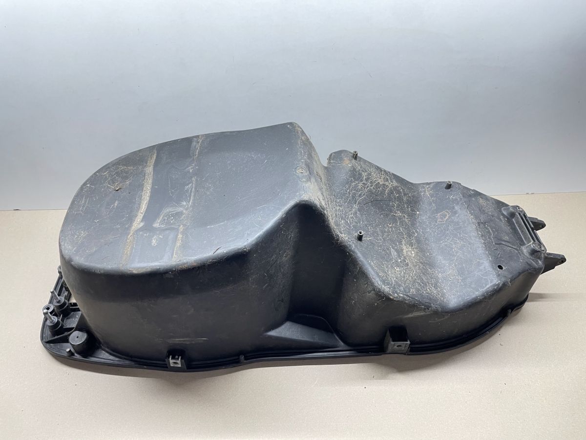 Aprilia Leonardo 125 - Helmfach Staufach Abdeckung Stauraum Verkleidung (97-2)
