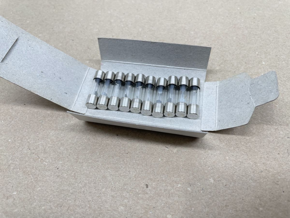 10x Feinsicherung 5A 25mm Glassicherung 5 Ampere Sicherungen fuse (118-19)