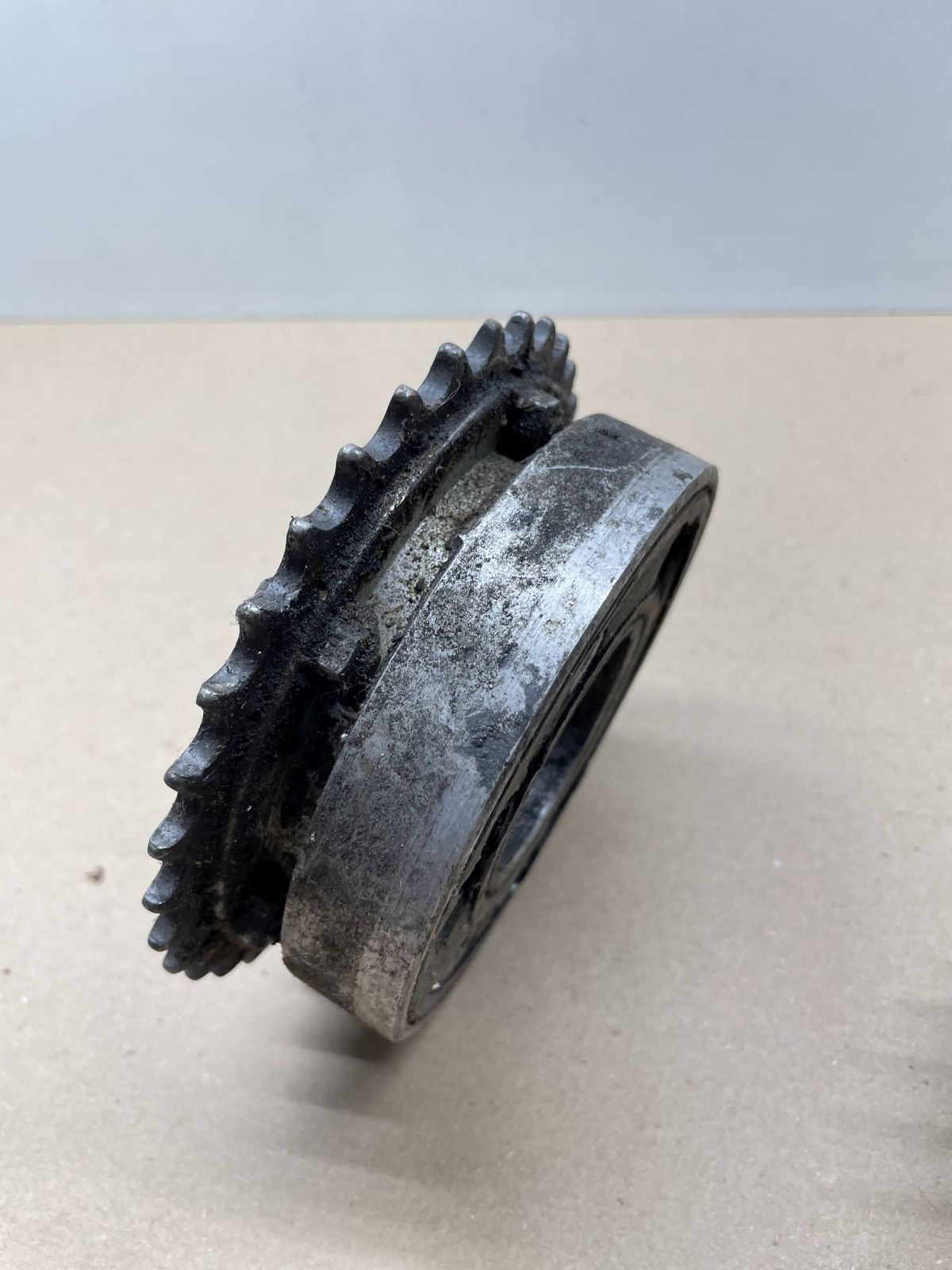 Simson Schwalbe 2x ORIGINAL Antriebsritzel Mitnehmer Kettenrad Kettenritzel