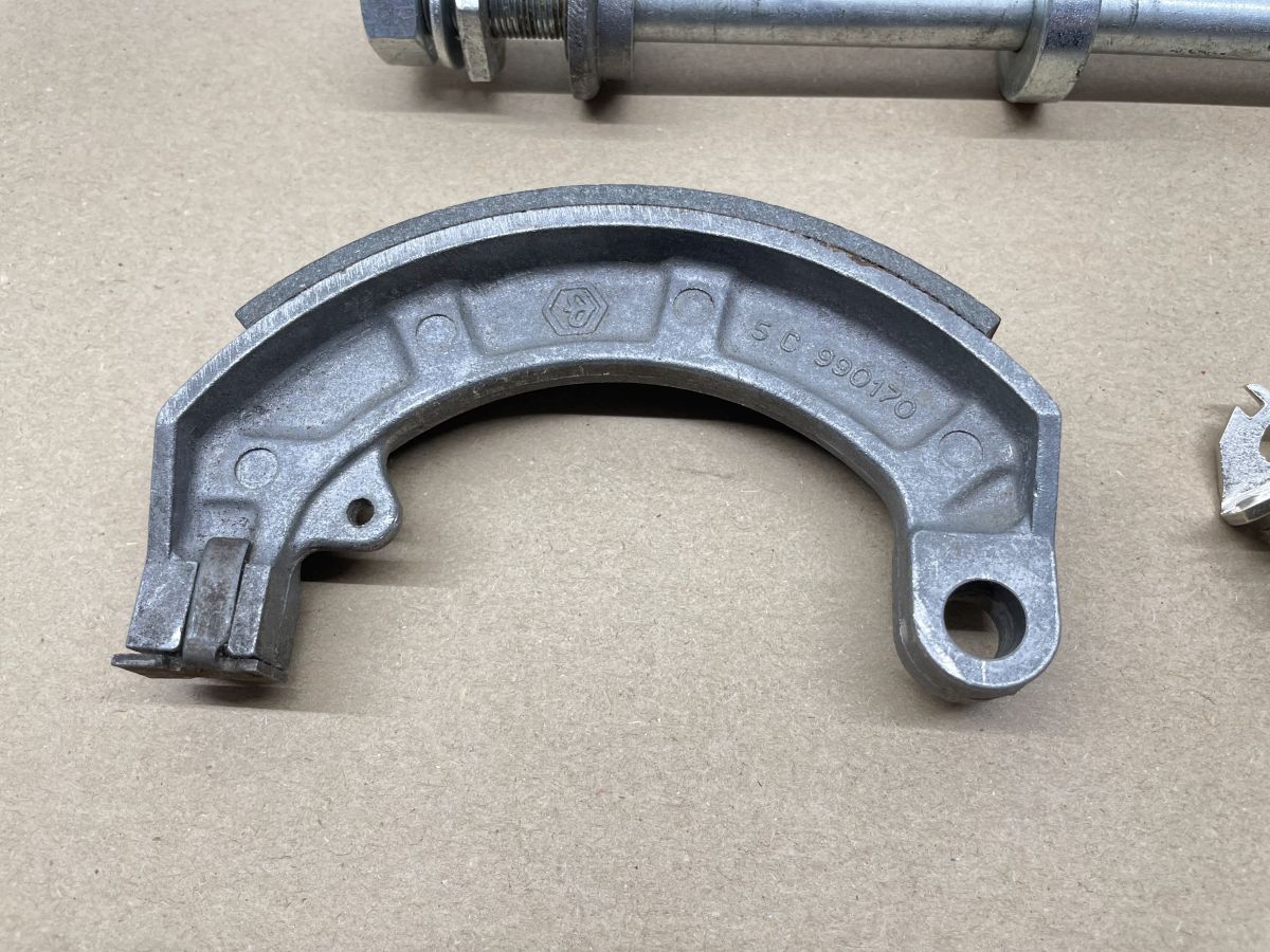 Vespa P80-150X, ET3, Piaggio Ciao - Bremsnocke Bremsbacke Unterbrecher Feder (86)