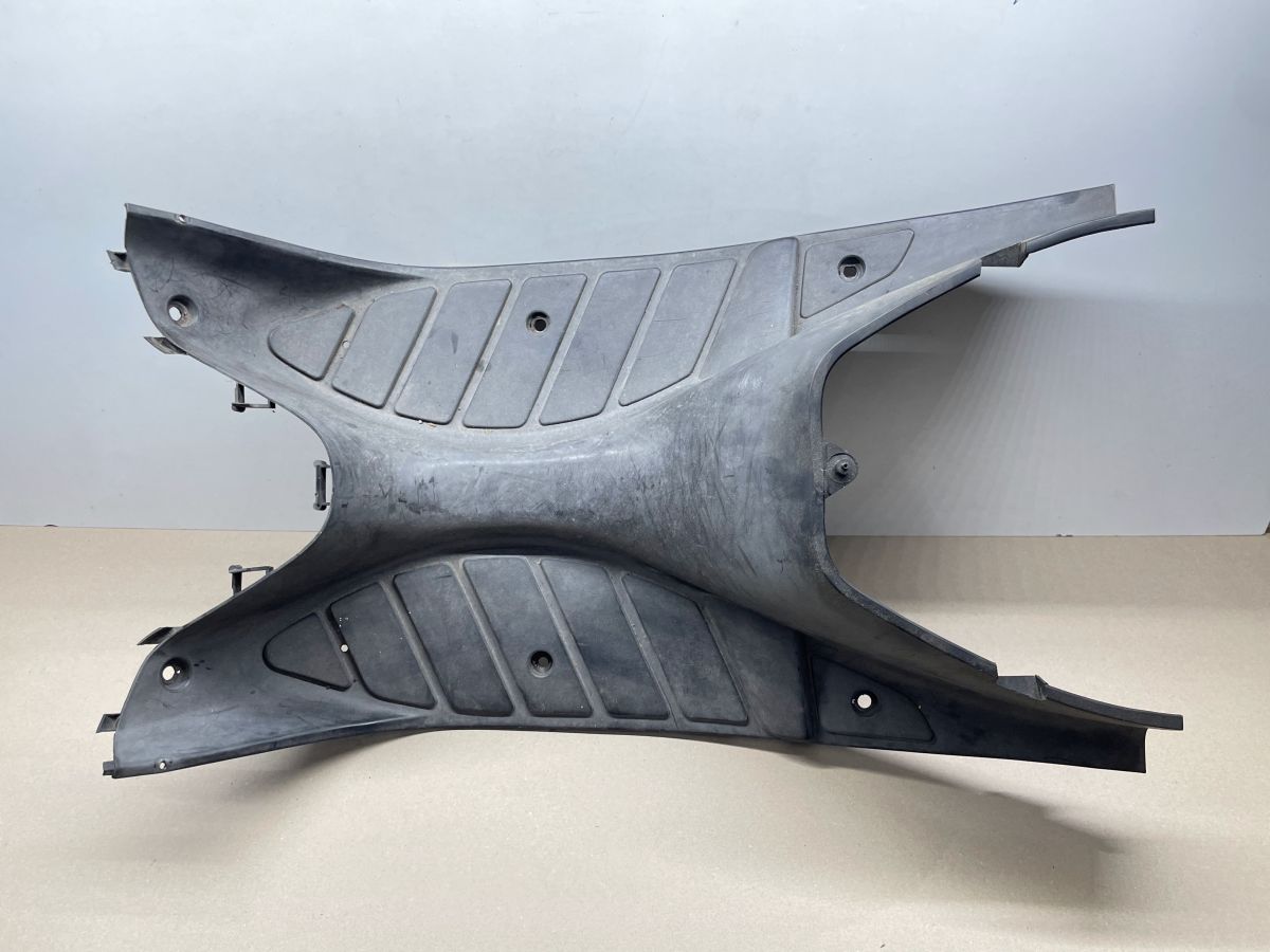 Hercules Splinter / Peugeot Speedake - Trittbrett Fußablage Verkleidung (62-2)