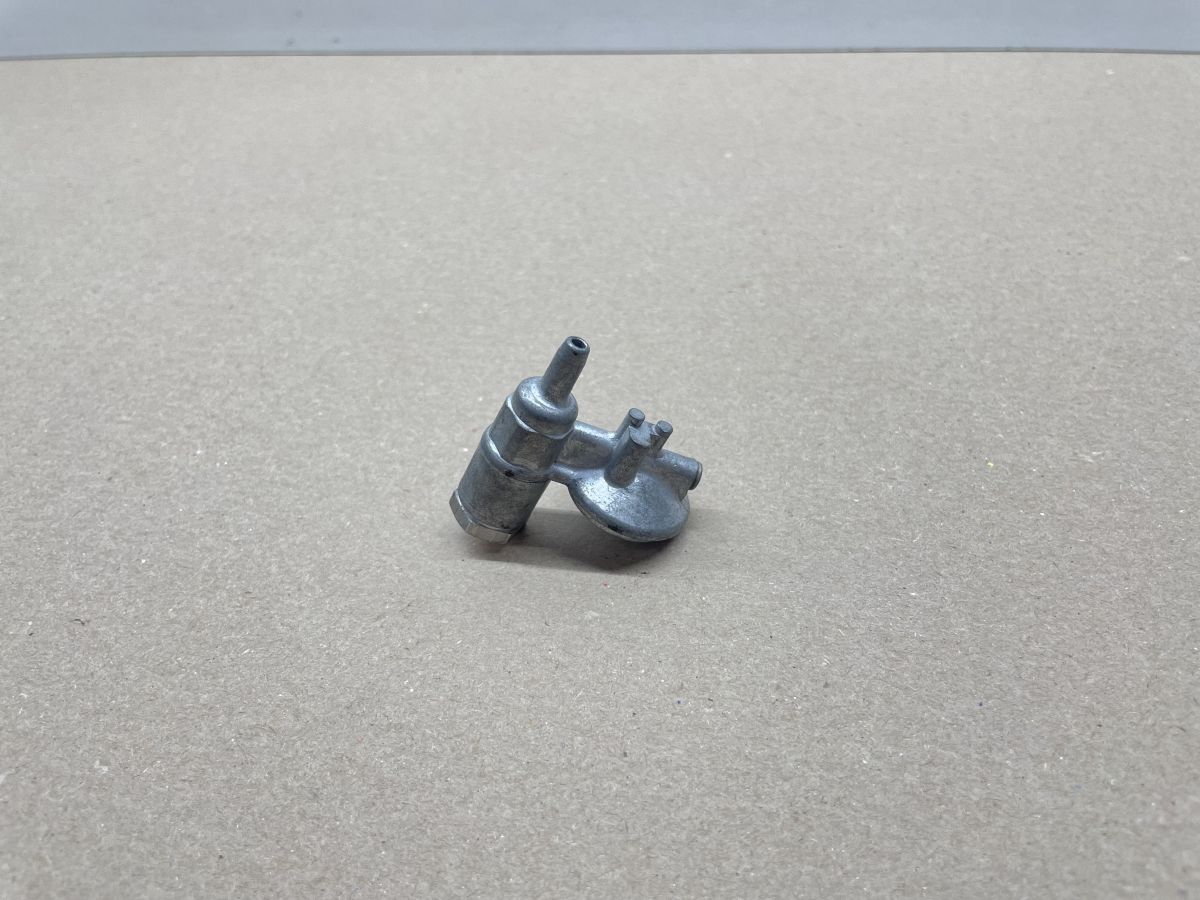 GURTNER DECKEL VERGASER NEU - Mobylette Motobecane Peugeot carburetor (39-33)