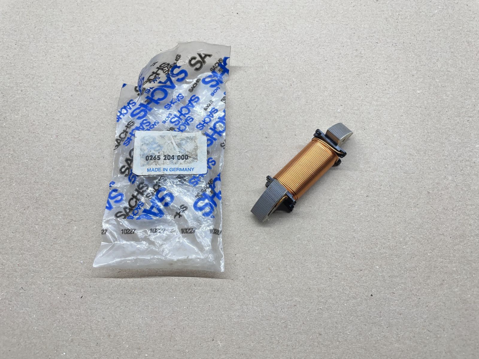 ORIGINAL Sachs 0265 204 000 Generatoranker Lichtspule z.B. Hercules Prima (39-32)