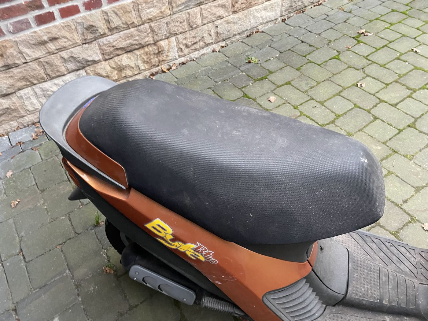 Atala Byte RT10 - original Sitzbank Sattel Sitz seat ( (102-17)