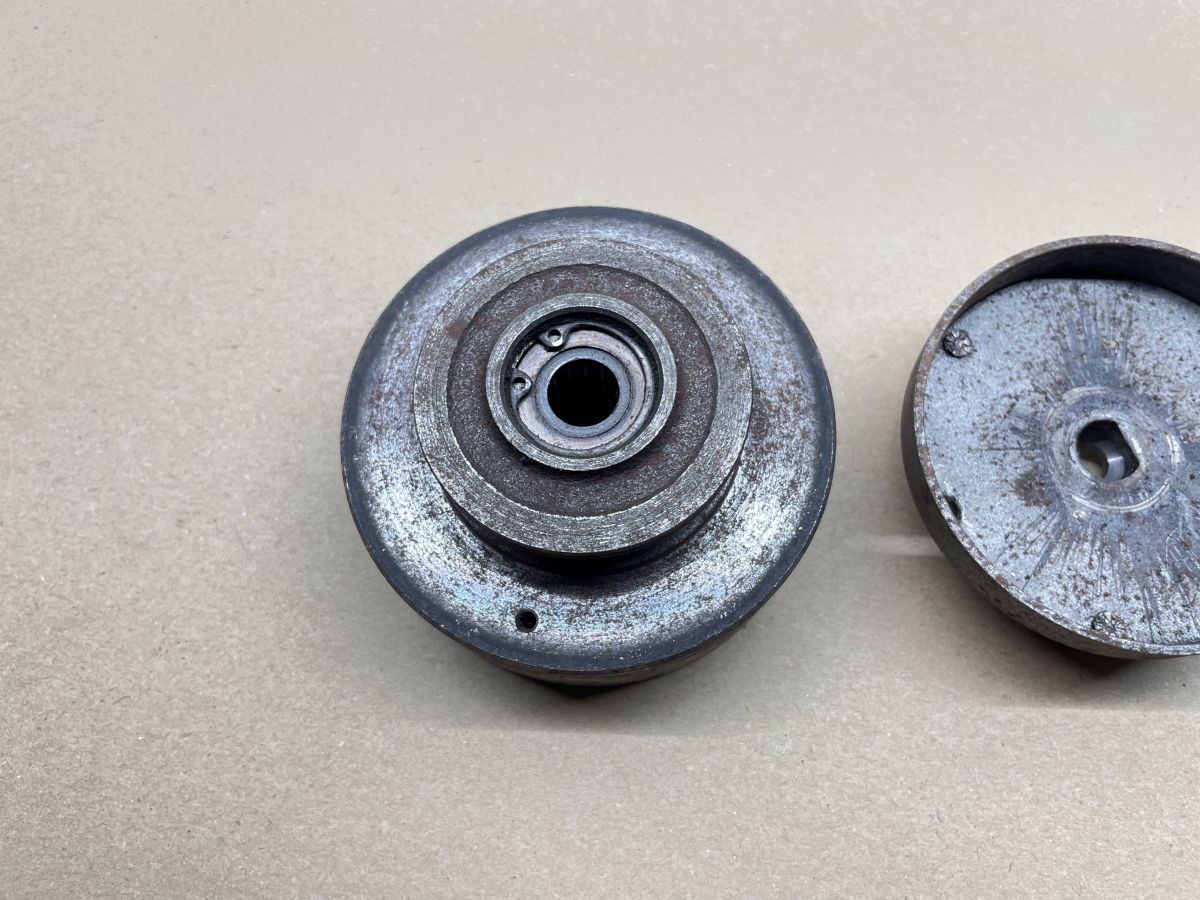 Piaggio Ciao Si Bravo Mofa - Kupplung Glocke Grundplatte Schleuderbacken  (W7)