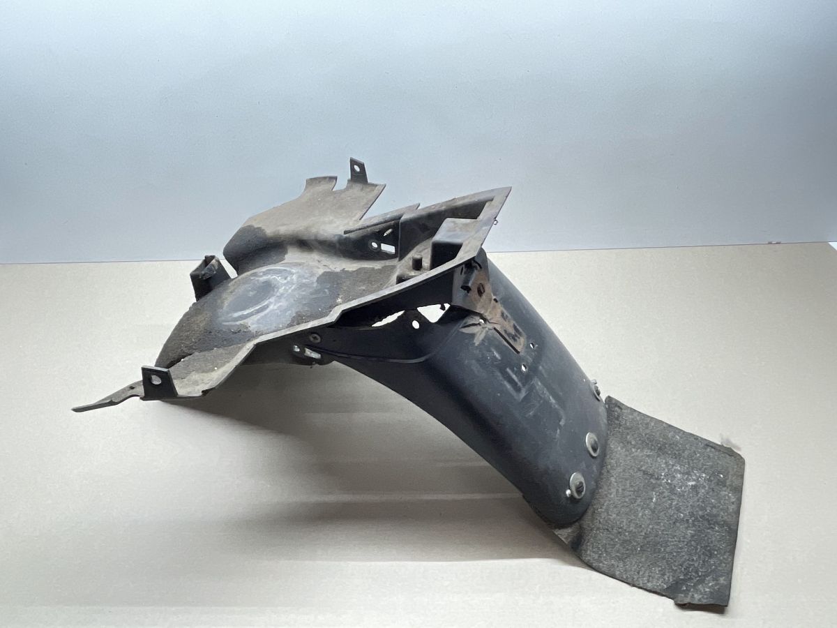 Peugeot TKR Furious 50 - Spritzschutz hinten Kennzeichenhalter Verkleidung (89)