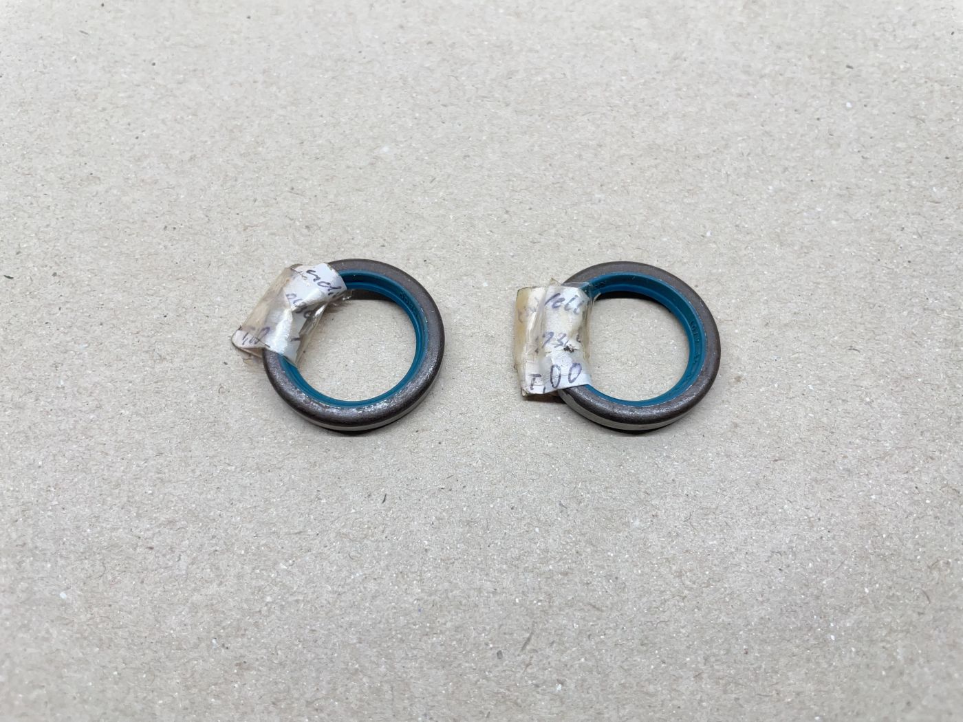 Saxonette Spartamet 2x Wellendichtring Simmerring 20x28x4 NOS 301AB 302AB (39-78R)