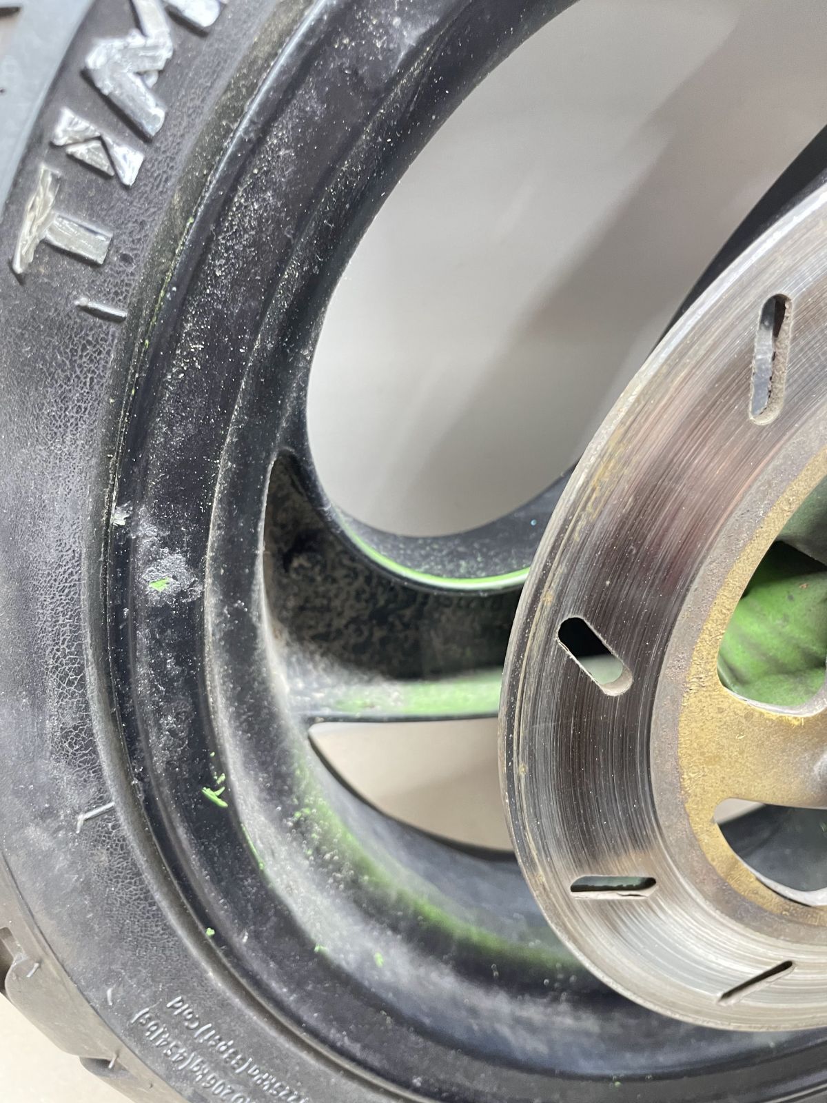 Piaggio NRG 50 - Vorderrad Reifen Felge vorne wheel (65-1)