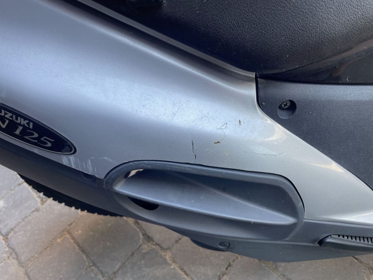 Suzuki AN 125 - Heckverkleidung Abdeckung Verkleidung hinten fairing (77)