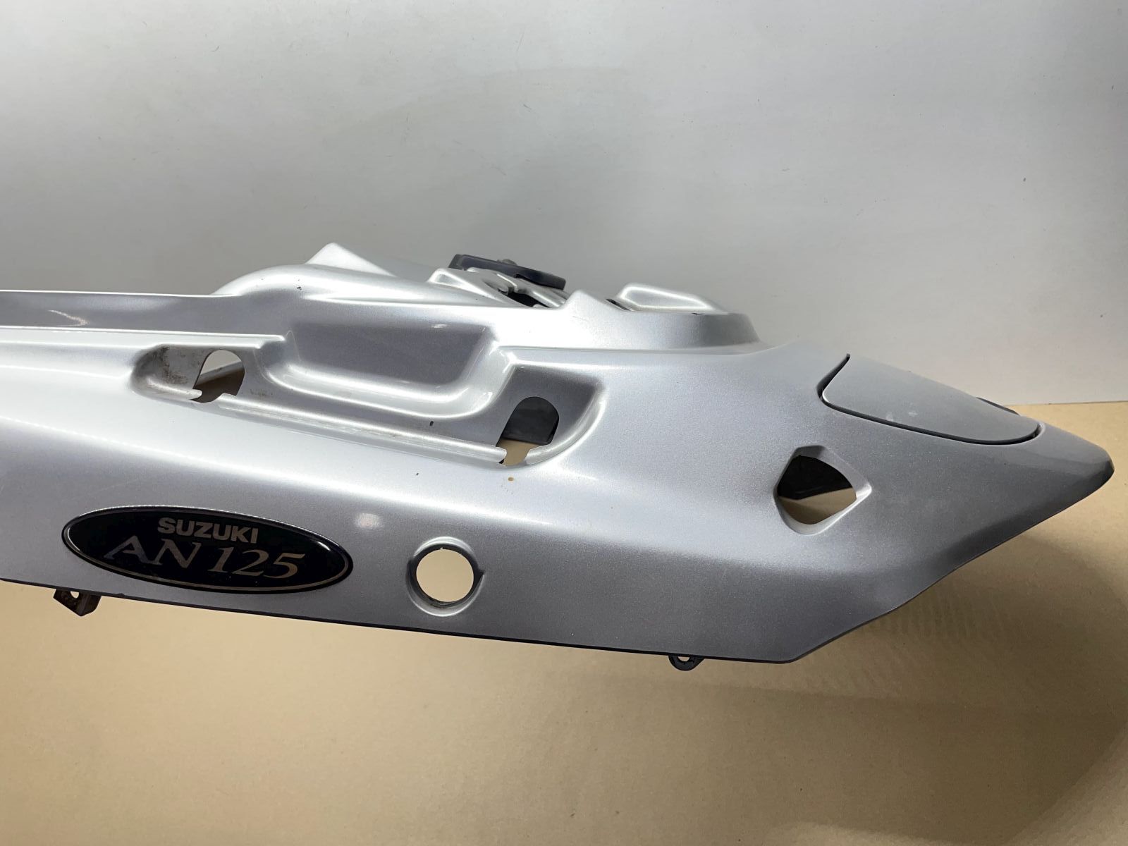 Suzuki AN 125 - Heckverkleidung Abdeckung Verkleidung hinten fairing (77)