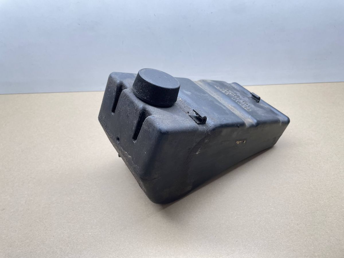 Spartamet - Benzintank Kraftstofftank Tankdeckel Benzinhahn (83-15)