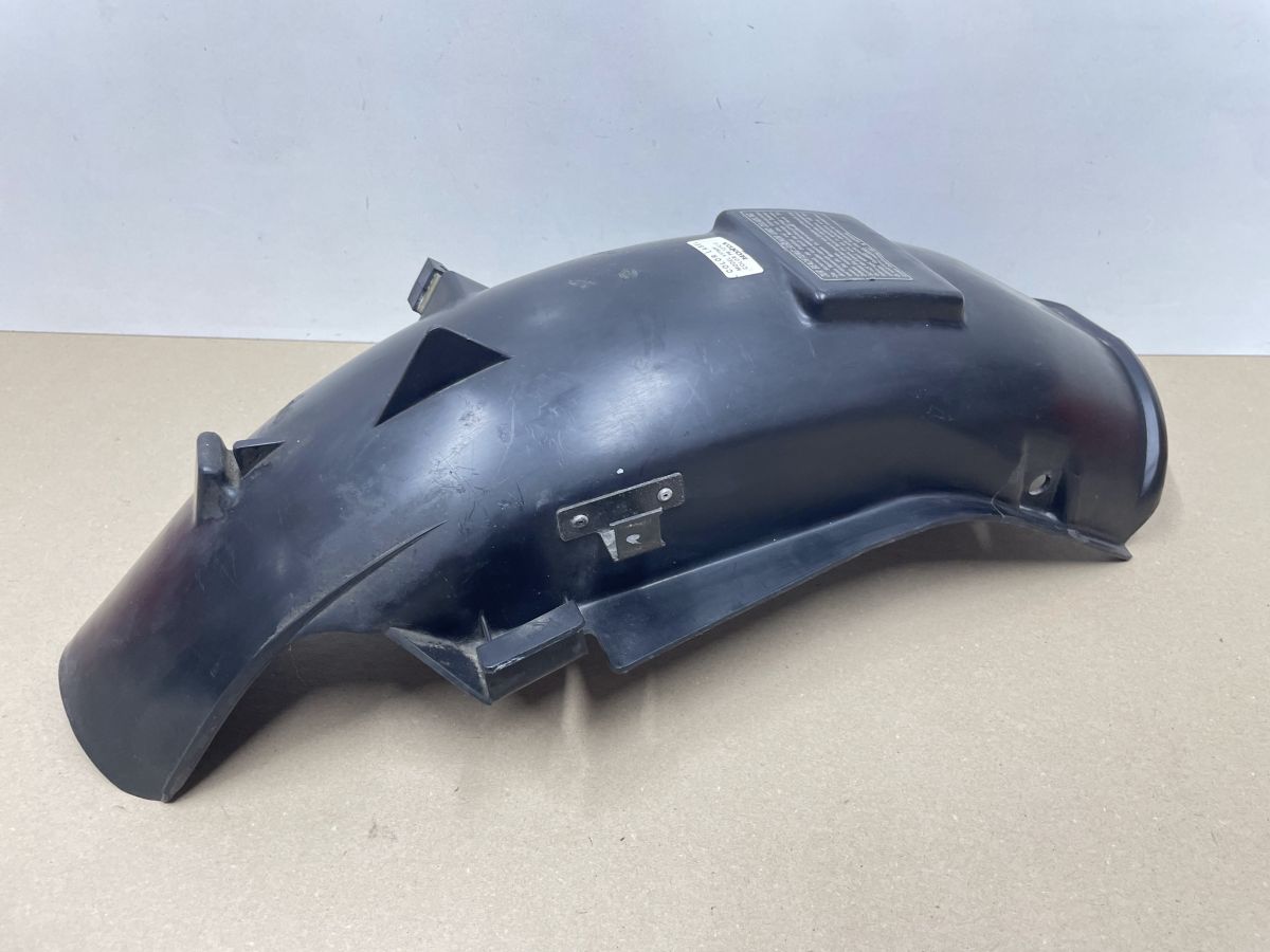 Honda VF 750 F - Spritzschutz hinten Verkleidung Abdeckung fairing  (118-5)