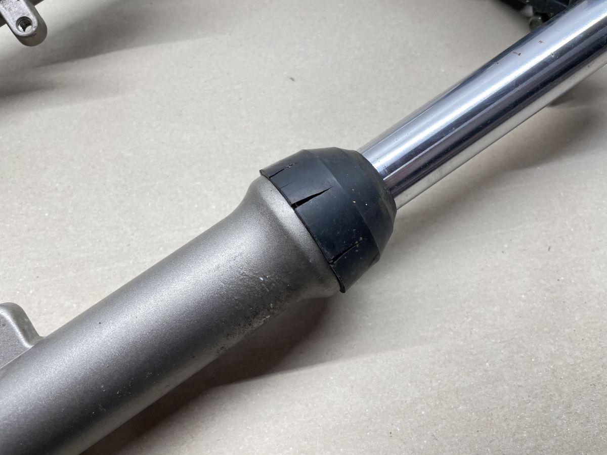 Keeway Easy 50  - original Gabel Stoßdämpfer Scheibenbremse fork  (102-9)