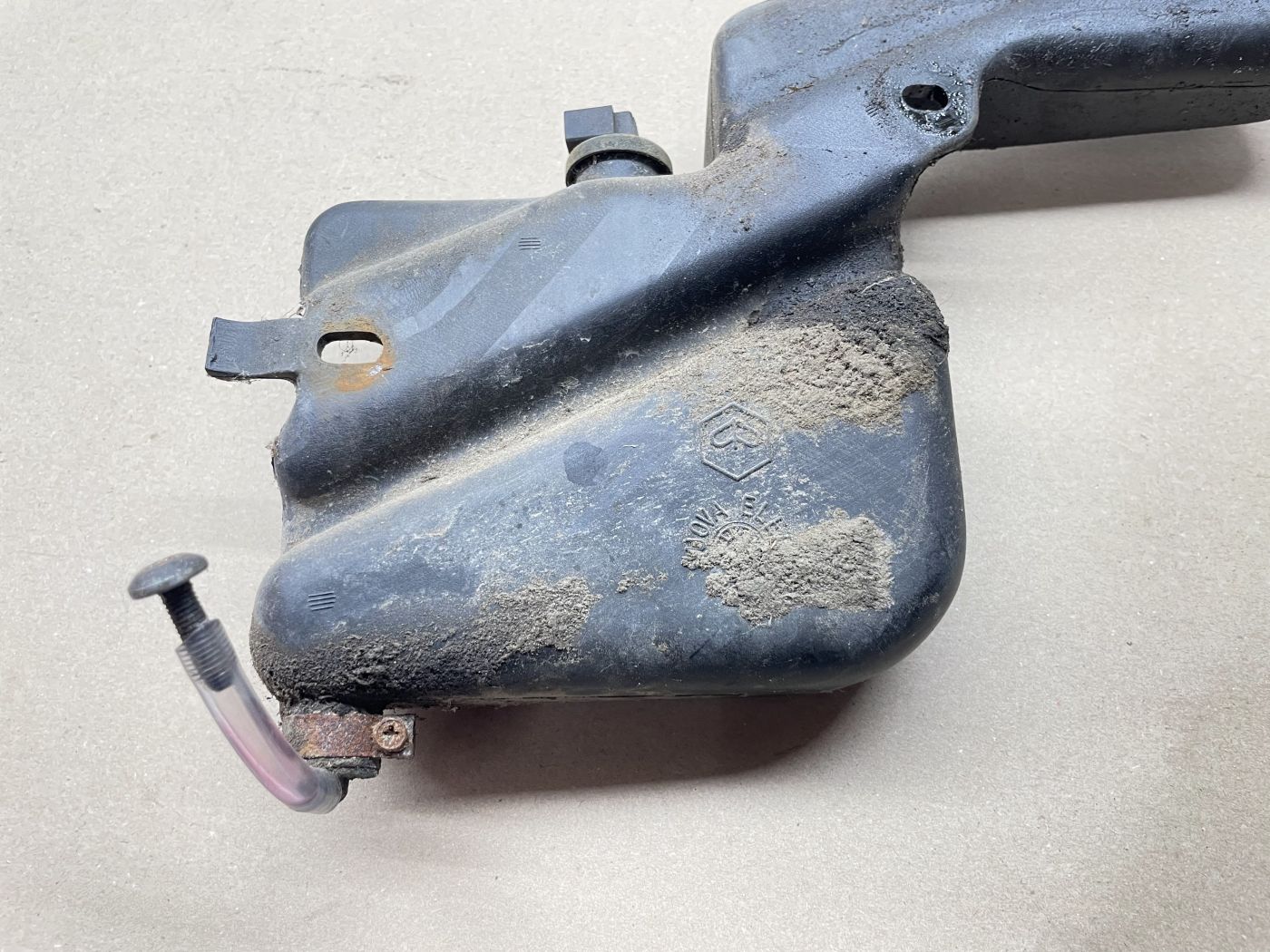 Piaggio NRG MC3  - original Öltank oiltank Öltankstopfen Deckel (111)
