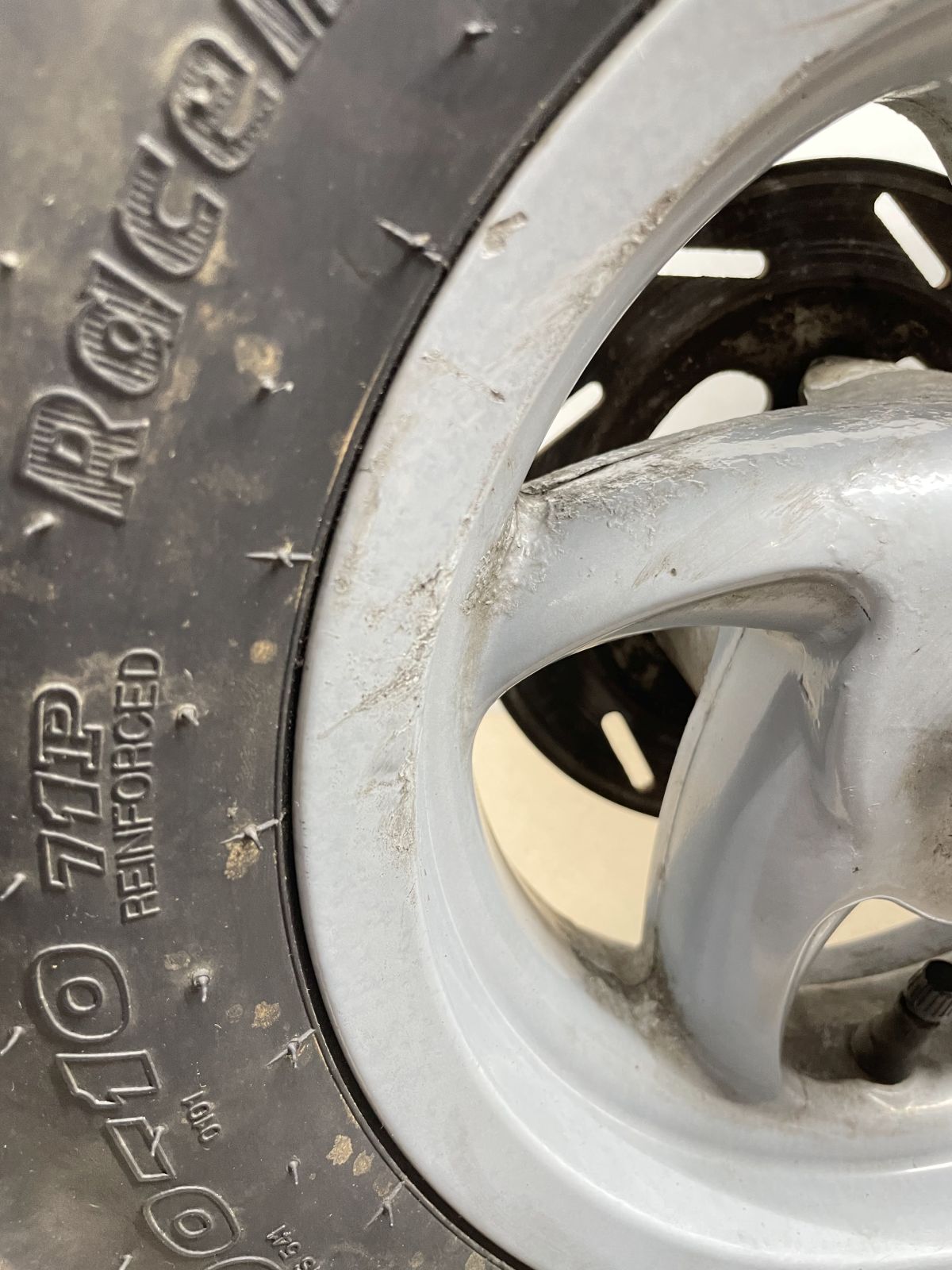 Piaggio TPH 50 - Vorderrad Reifen Felge vorne wheel (58-2)