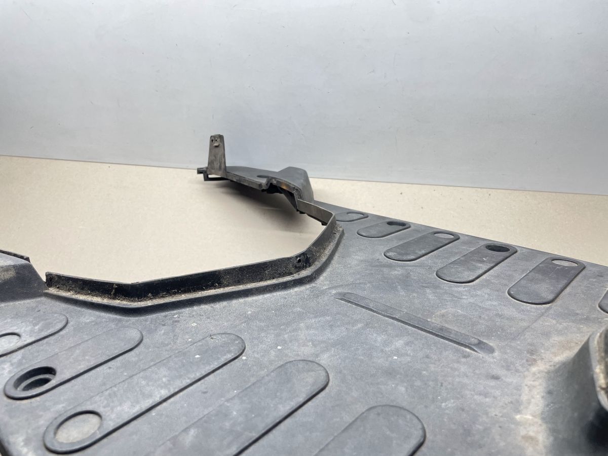 Peugeot New Vivacity 50 2T - Trittbrett Fußablage Abdeckung Verkleidung (90)