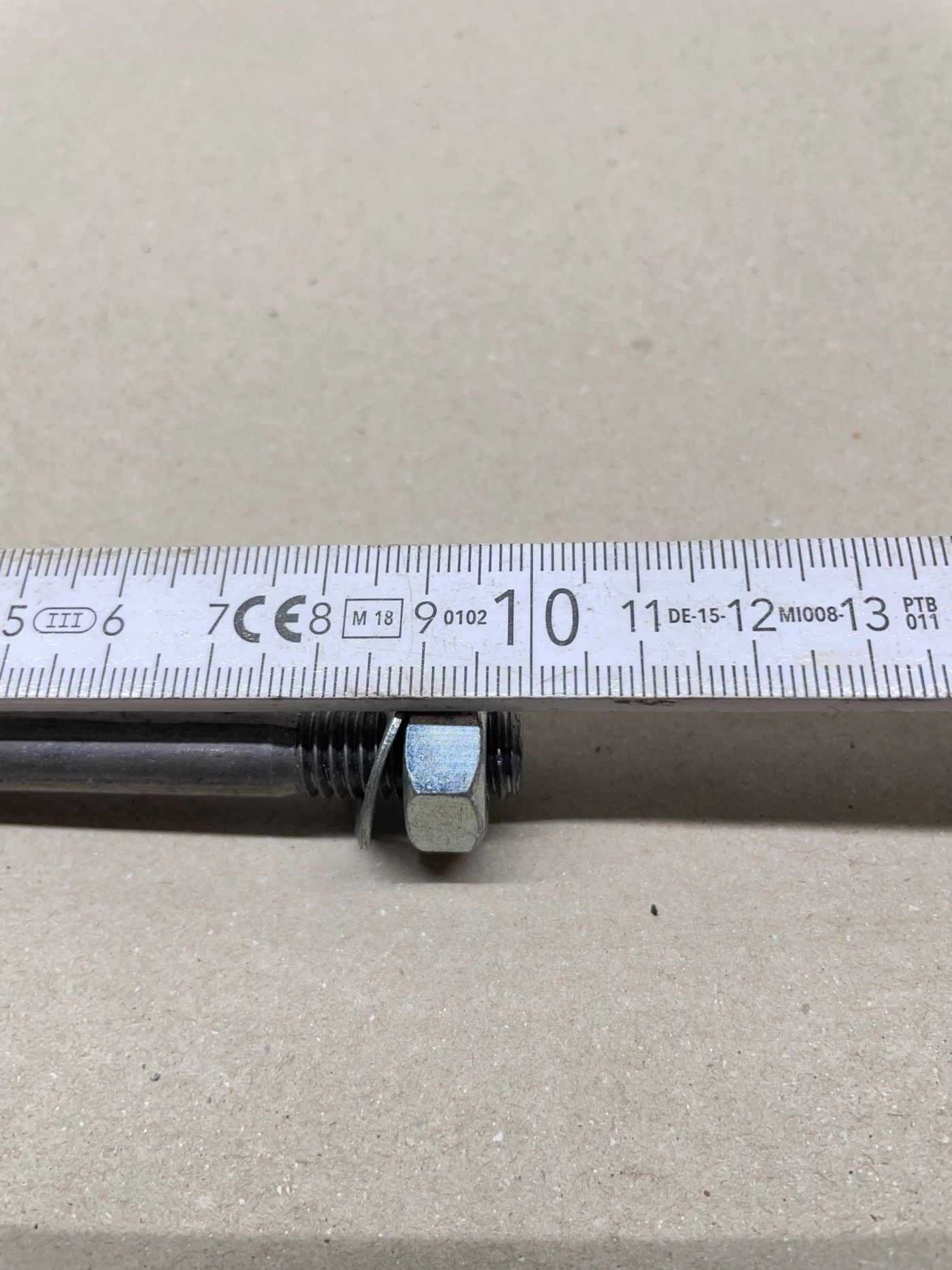 Kynast Mofa - 2x Schraube 95mm Mutter Bolzen Ständer Federbein Europa? (39-48R)