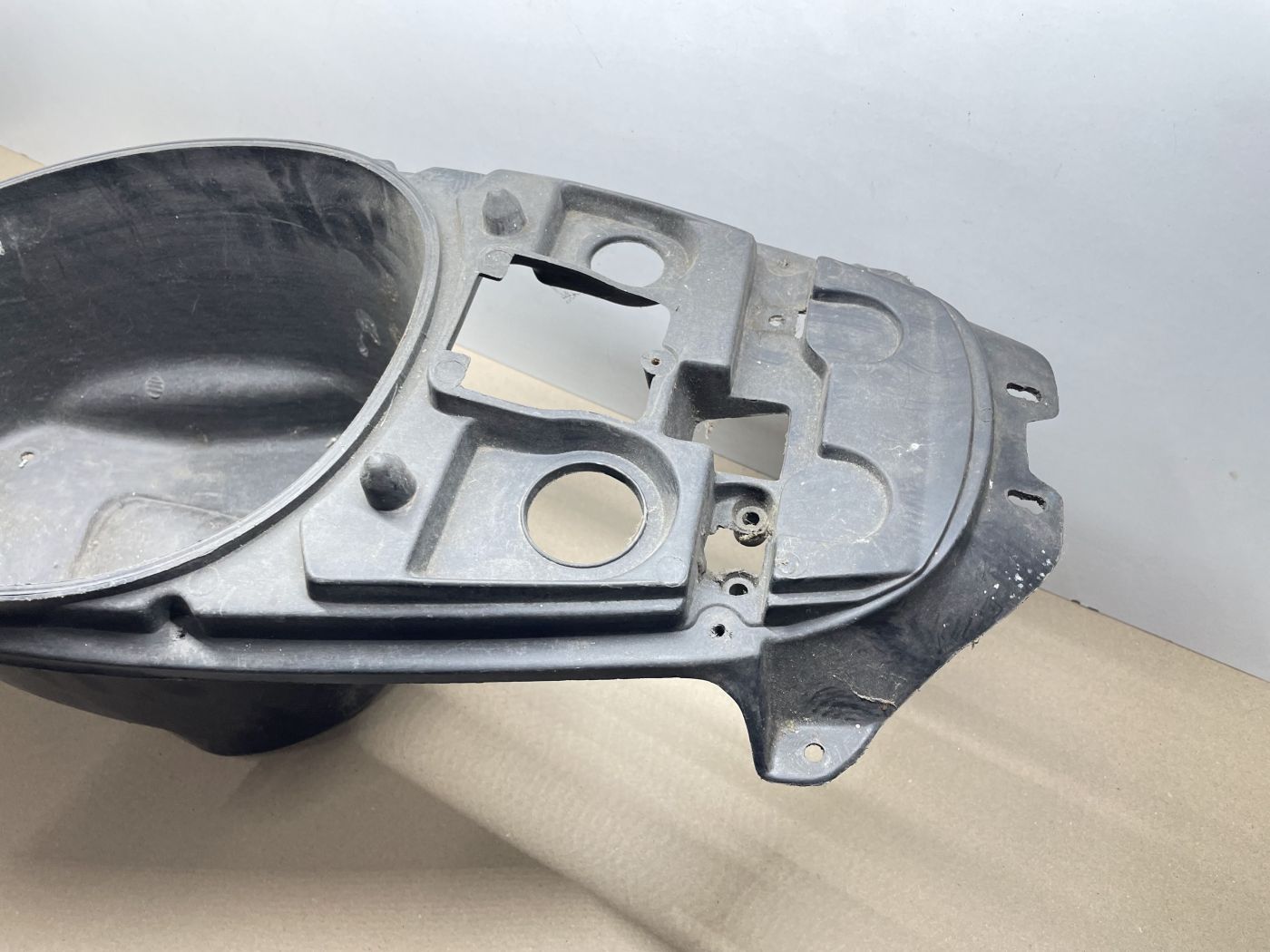 Aprilia SR50 Ditech - original Helmfach Staufach fairing  (109-V)