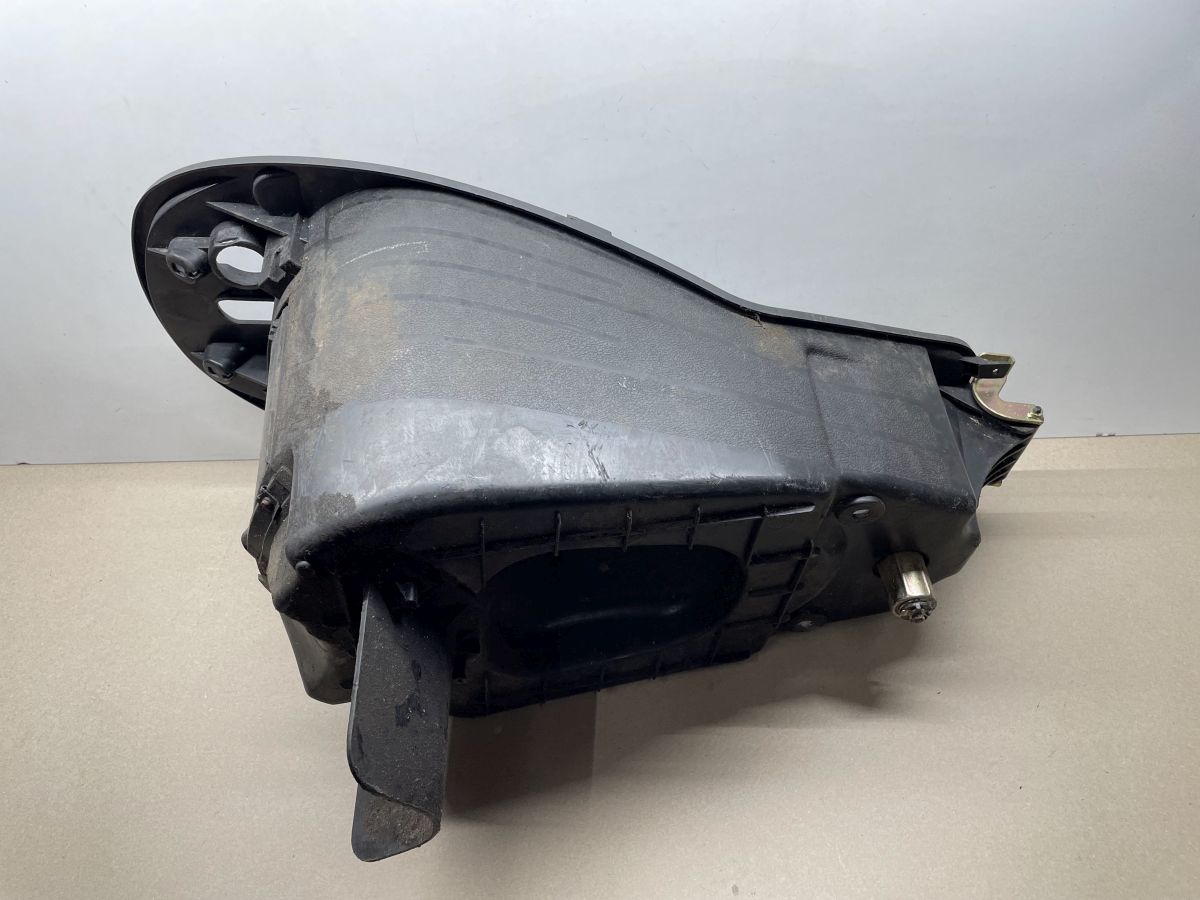 Peugeot New Vivacity 50 2T - original Helmfach Staufach Verkleidung (90)