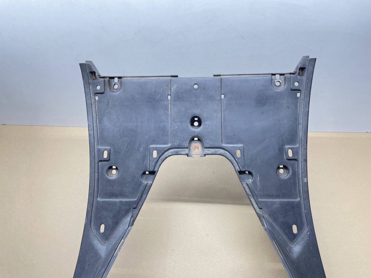 Suzuki AN 125 - Trittbrett Fußablage Abdeckung Verkleidung fairing (77)