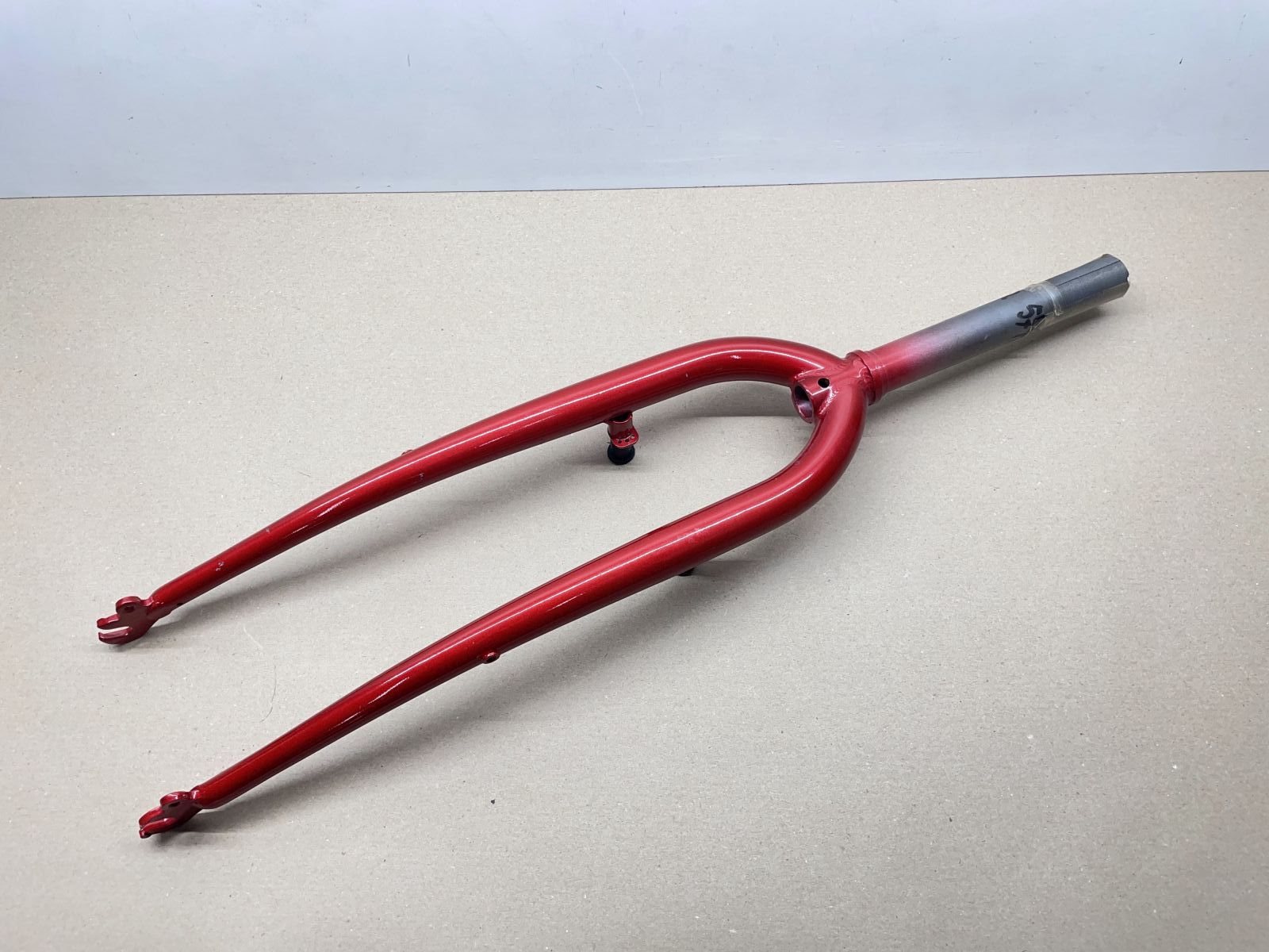26"  MTB Starrgabel 1"  Rot  NEU  Schaftlänge 170mm Retro Vintage  (GB3)