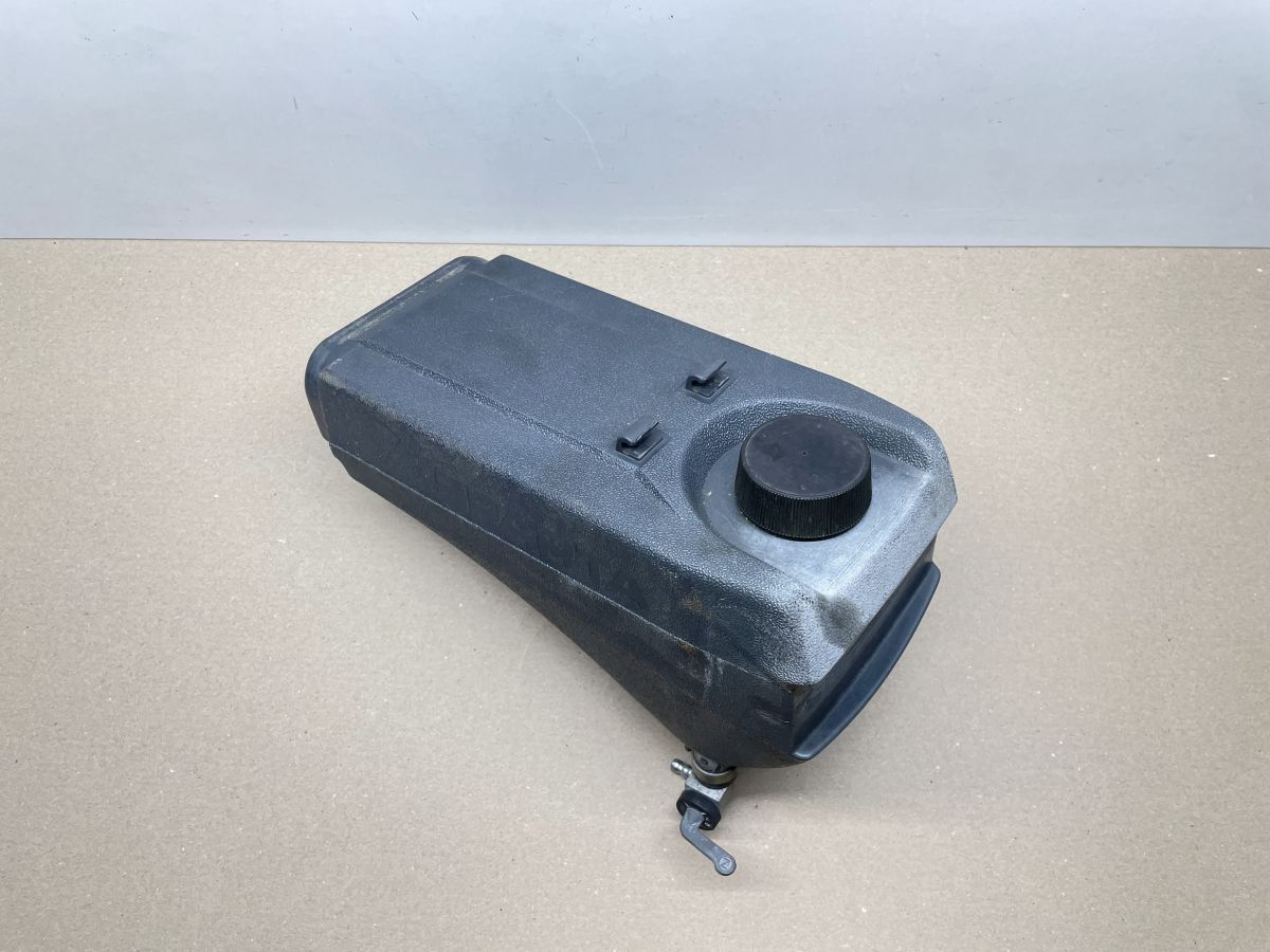 Spartamet - Benzintank Kraftstofftank Tankdeckel Benzinhahn (68-10)