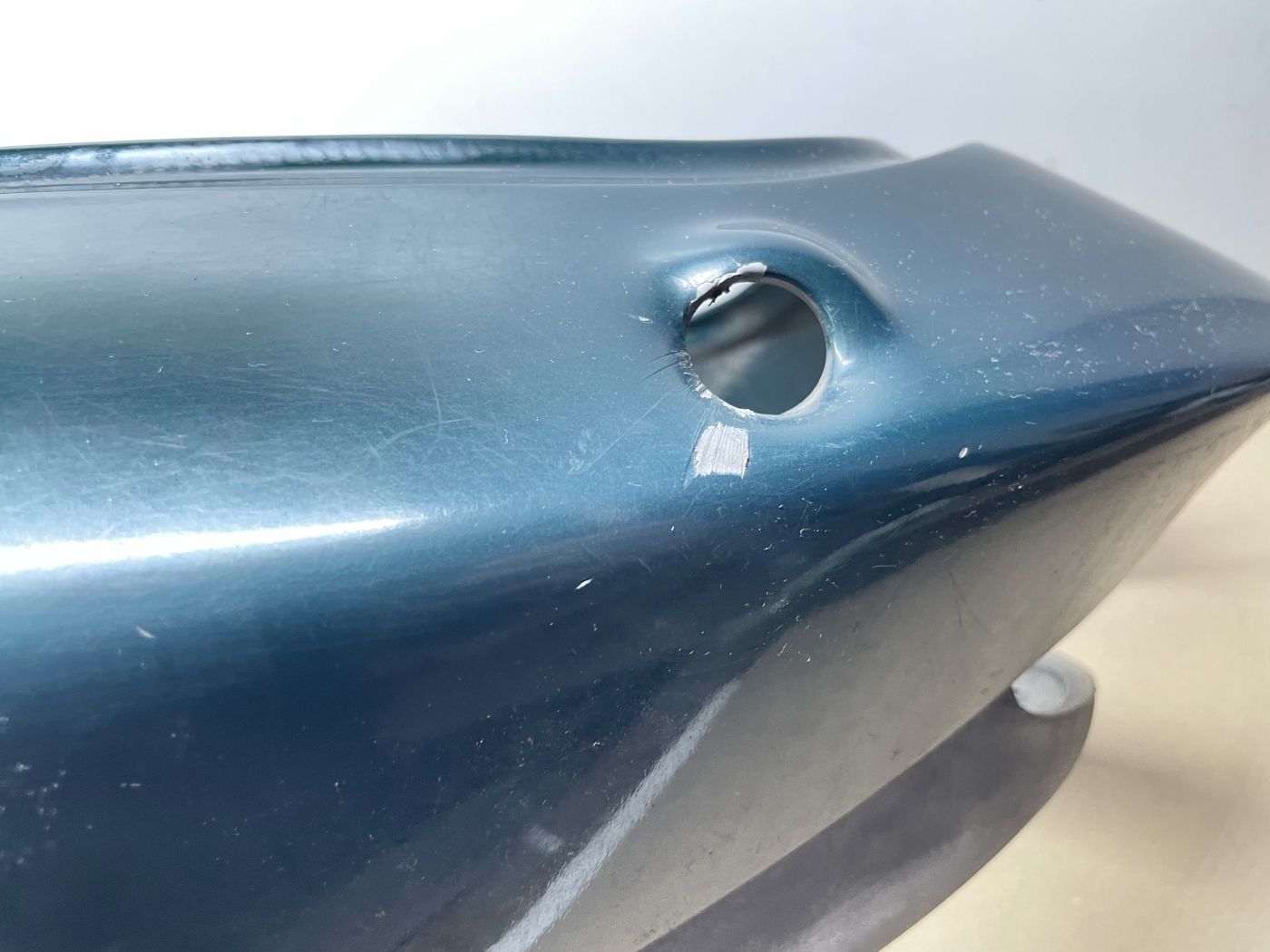 Aprilia Leonardo 125 - Heck Verkleidung Abdeckung Backe fairing (109-1)
