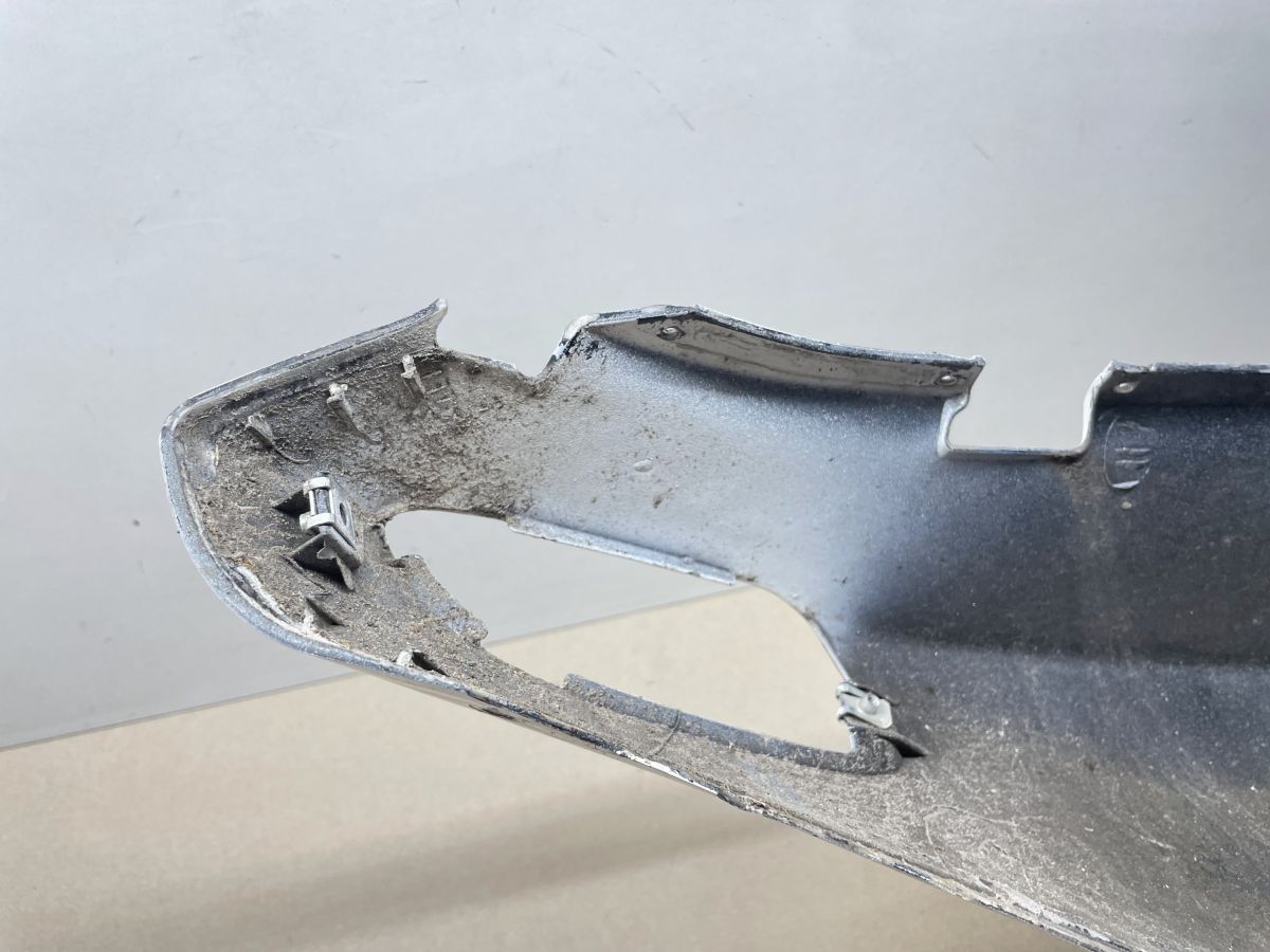 Aprilia SR50 R - Seitenteil links Verkleidung Abdeckung Backe fairing (93)