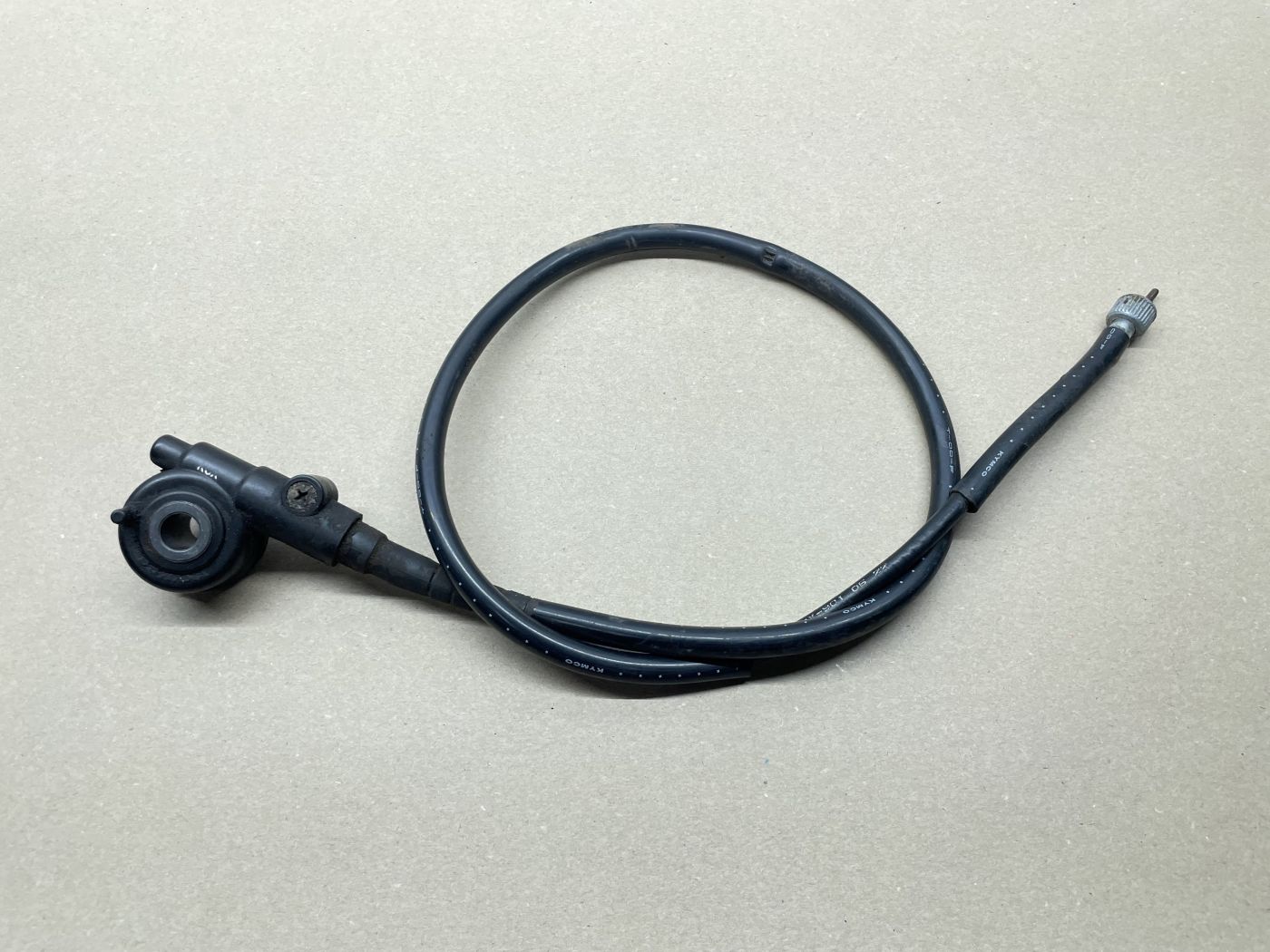 Kymco KB 50  - Tachoschnecke Tachowelle Tachoantrieb  (117)