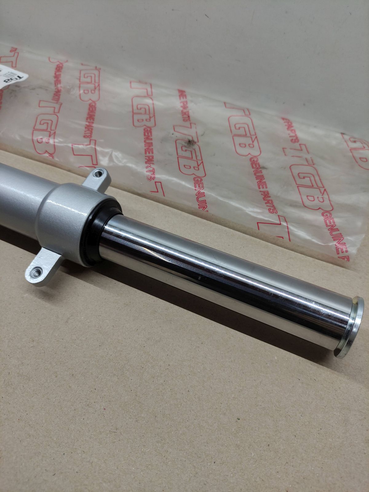 Pegasus R50X TGB Bullet - Gabelholm rechts Stoßdämpfer 412705 fork front (40)
