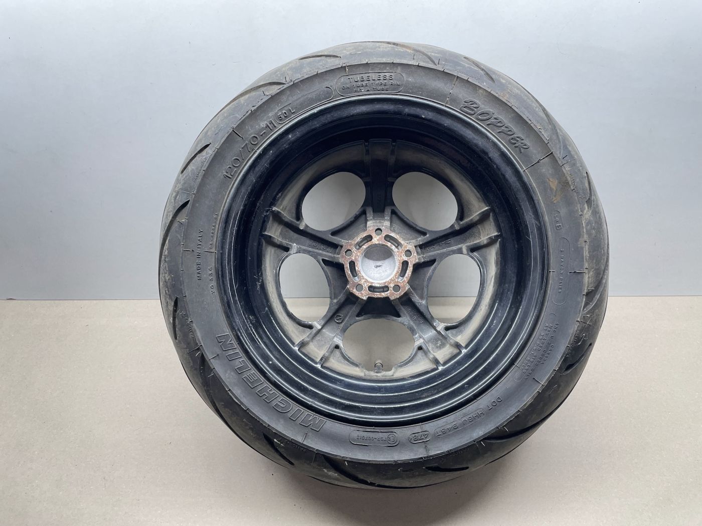 Italjet Formula 50  - Vorderrad Reifen Felge vorne wheel (102-13)