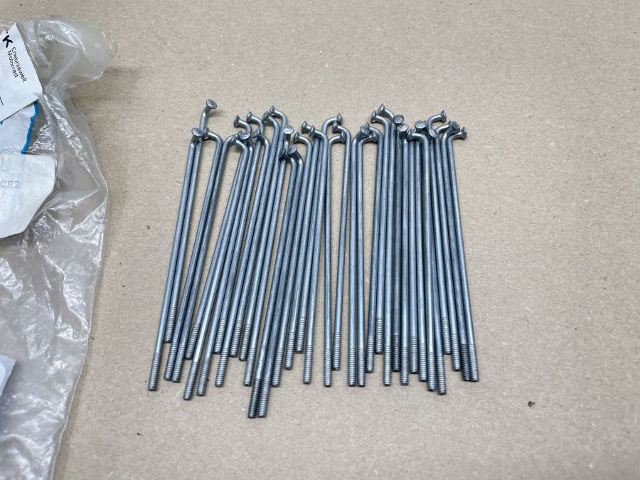 LEM CR2 LX2 - 36x ORIGINAL Vorderradspeiche Felge Reifen front wheel spokes (118-19)