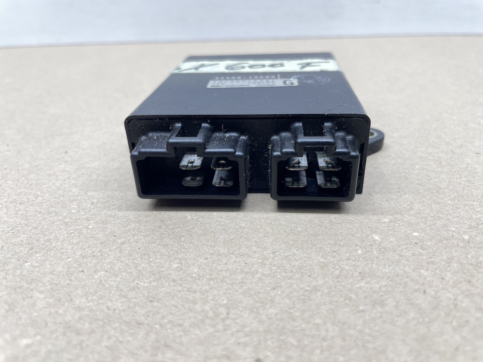 Suzuki GSX 600 F - Steuergerät CDI control unit (118-23)
