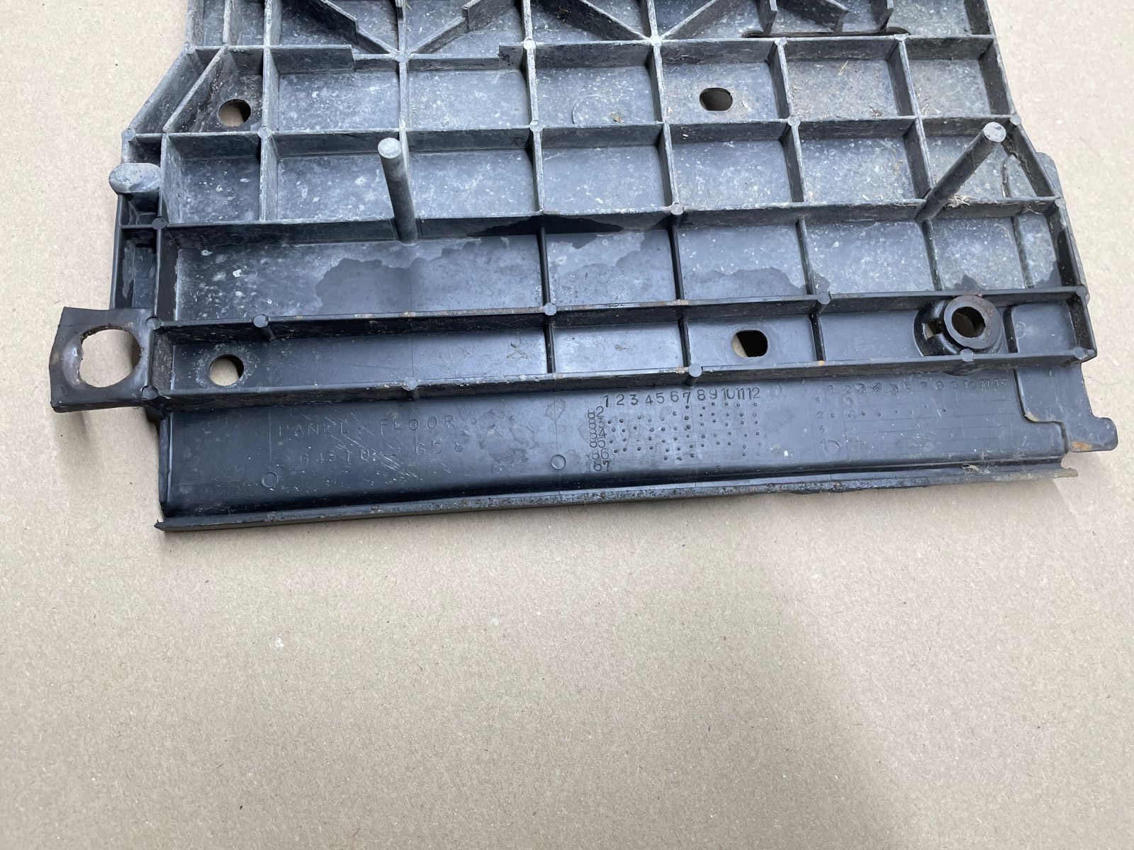 Peugeot SC50 - Trittbrett Fußablage Abdeckung Verkleidung fairing  (H9)