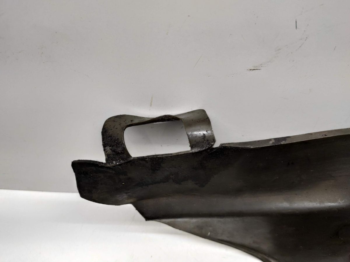 Vespa Cosa 200 FL - original Trittbrett Mitte Abdeckung Verkleidung ! --(35)
