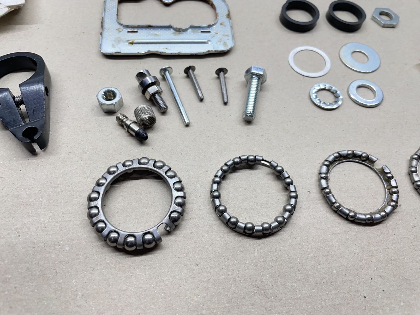 Mofa Moped Teile - Bremszug Schraube Mutter Feder Bremsbacke Dichtung Vergaser (39-81)